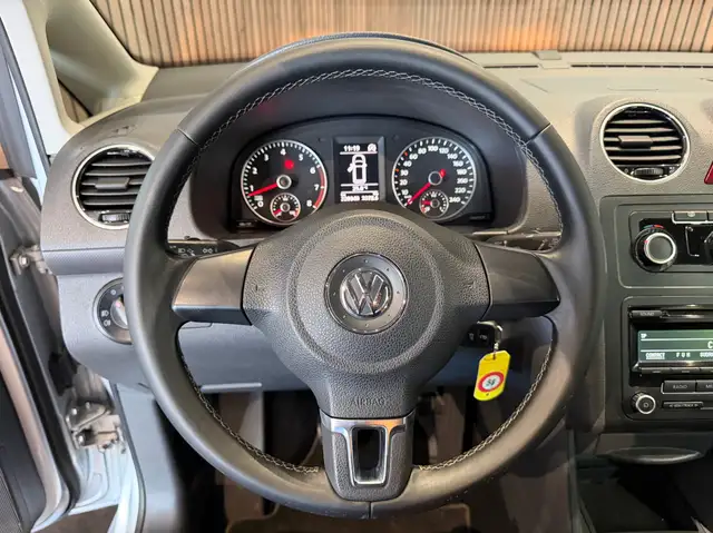 Volkswagen Caddy view 11