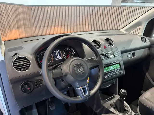 Volkswagen Caddy view 7