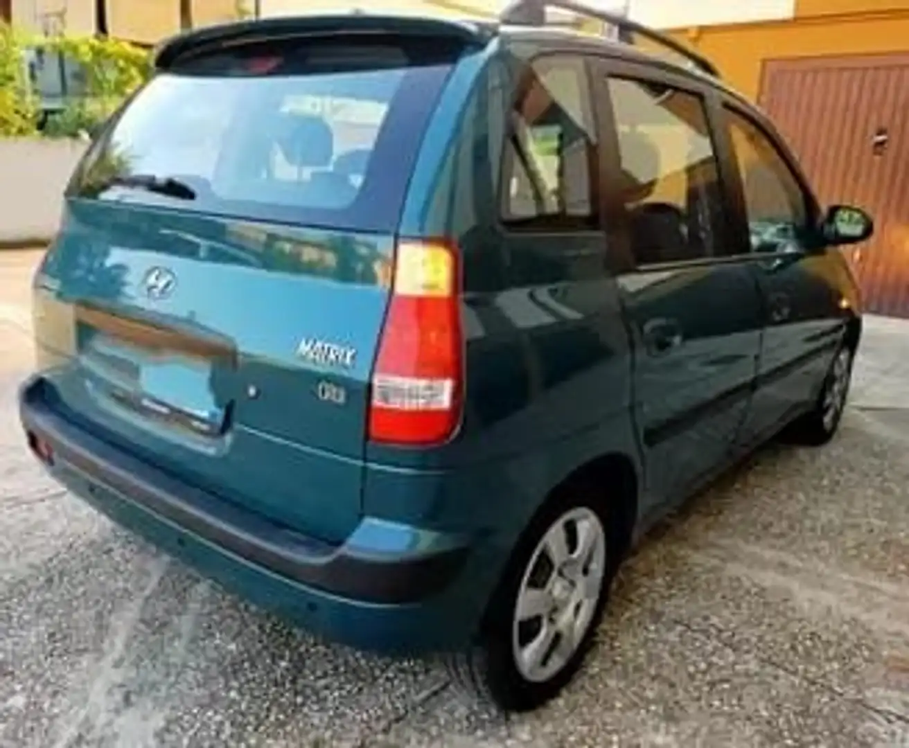 Hyundai Matrix Matrix 1.5 crdi vgt Style 110cv Verde - 1