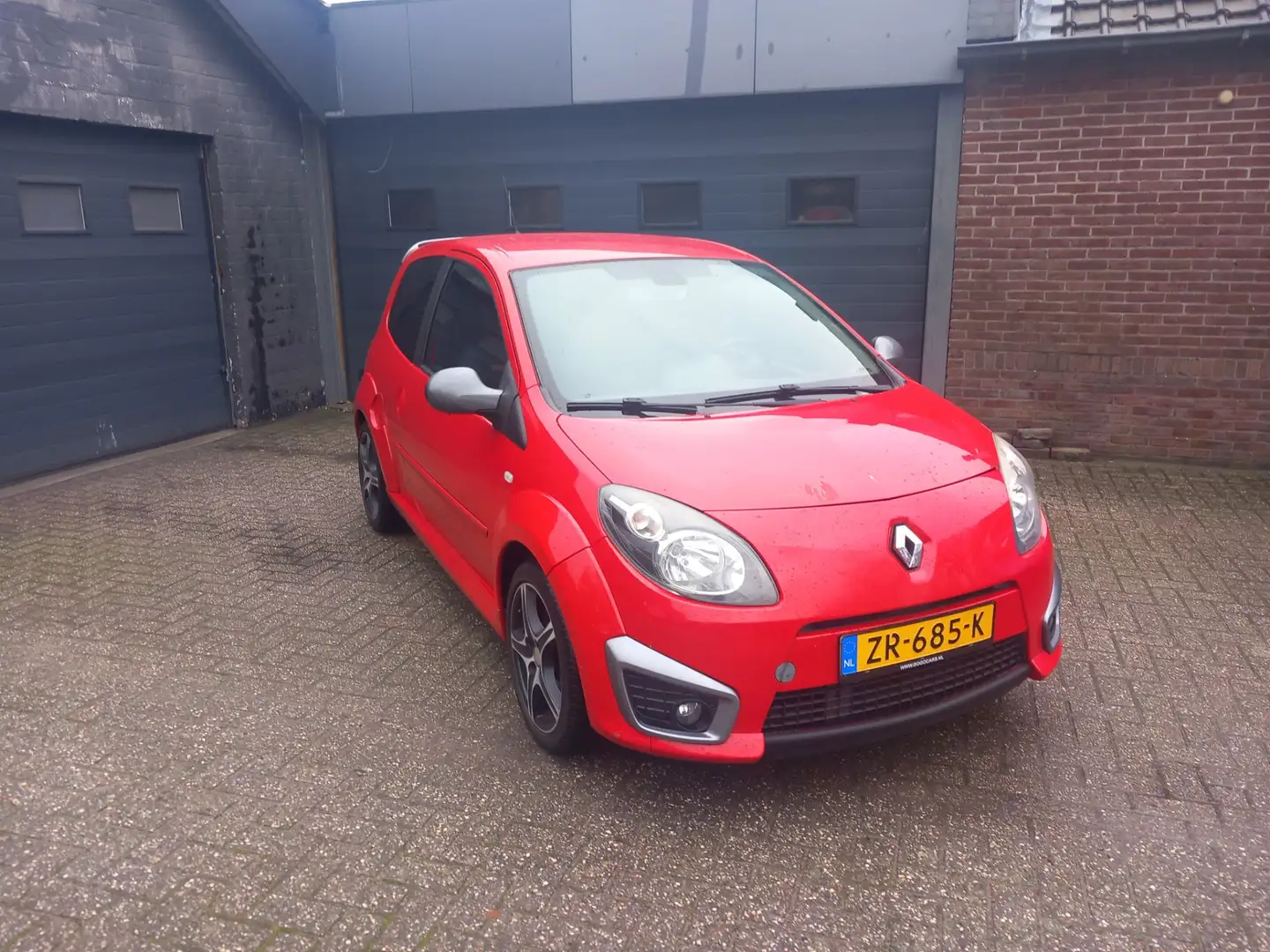 Renault Twingo 1.6 16V RS.Airco,Cruise control,Elektrische ramen, Rouge - 2
