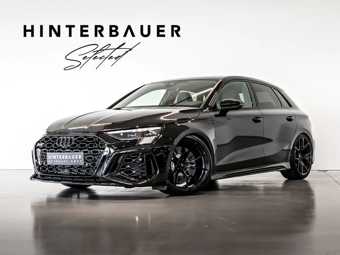 Audi RS3 TFSI QUATTRO*REMUS*KW-GEWINDEFAHRWERK*WF 19'' Schwarz - 1