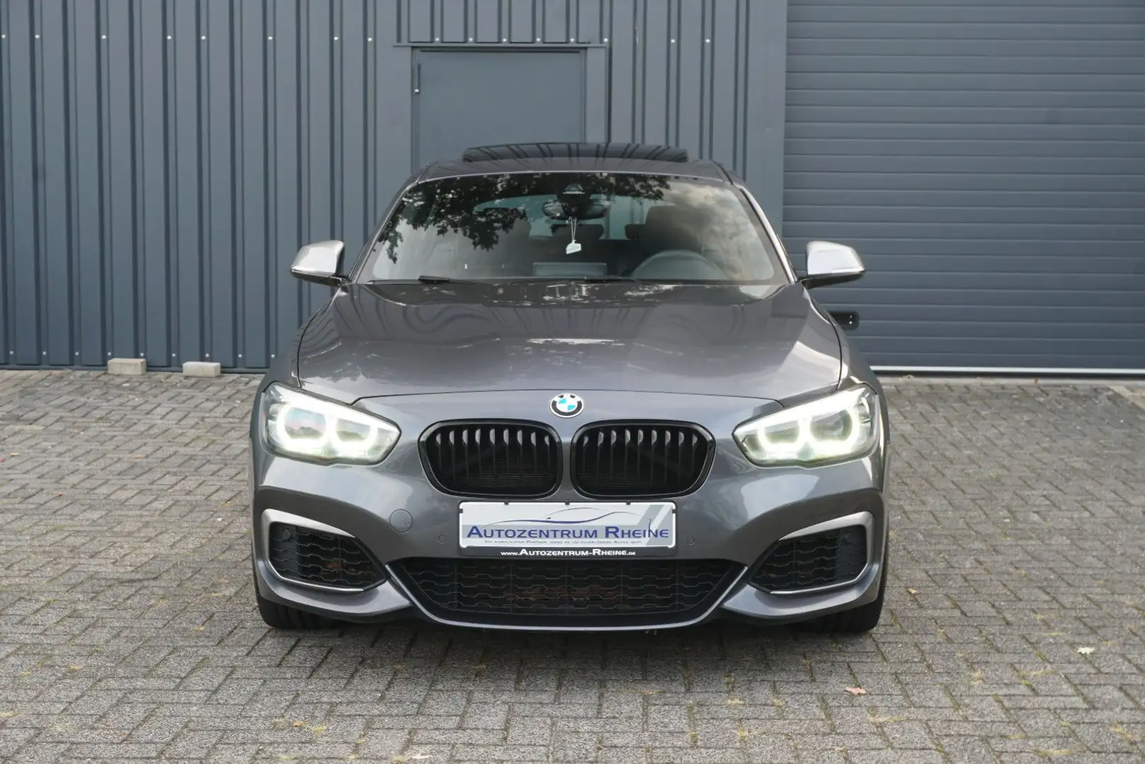 BMW 140 M140 i xD 2.Hd LED H/K SHZ Scheckheft NAV Leder Grau - 2