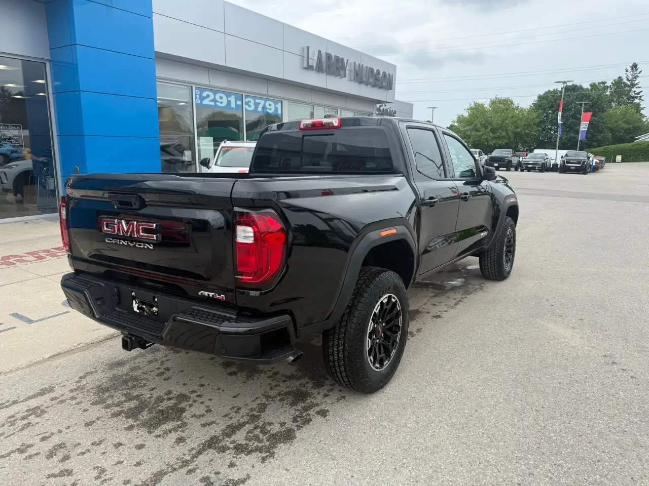 GMC Canyon снимка GMC Canyon