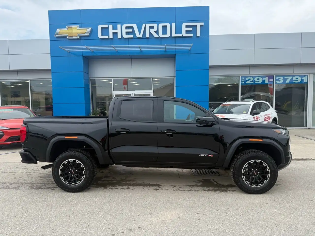 GMC Canyon снимка GMC Canyon