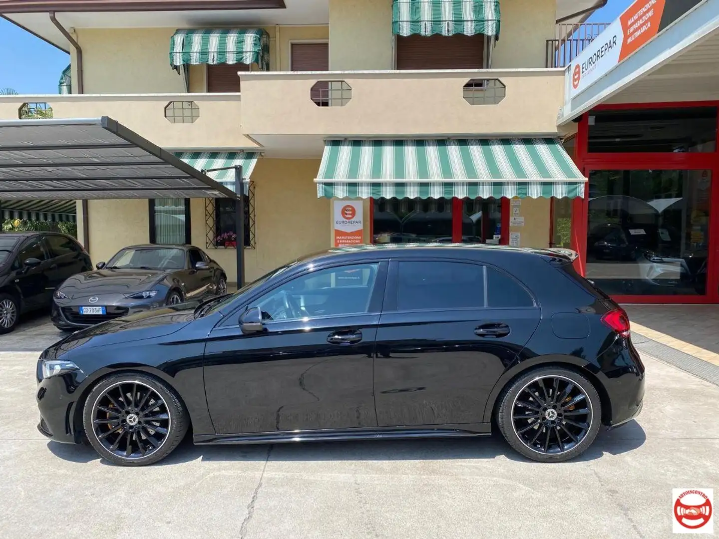 Mercedes-Benz A 220 A 220 d Premium auto Schwarz - 2