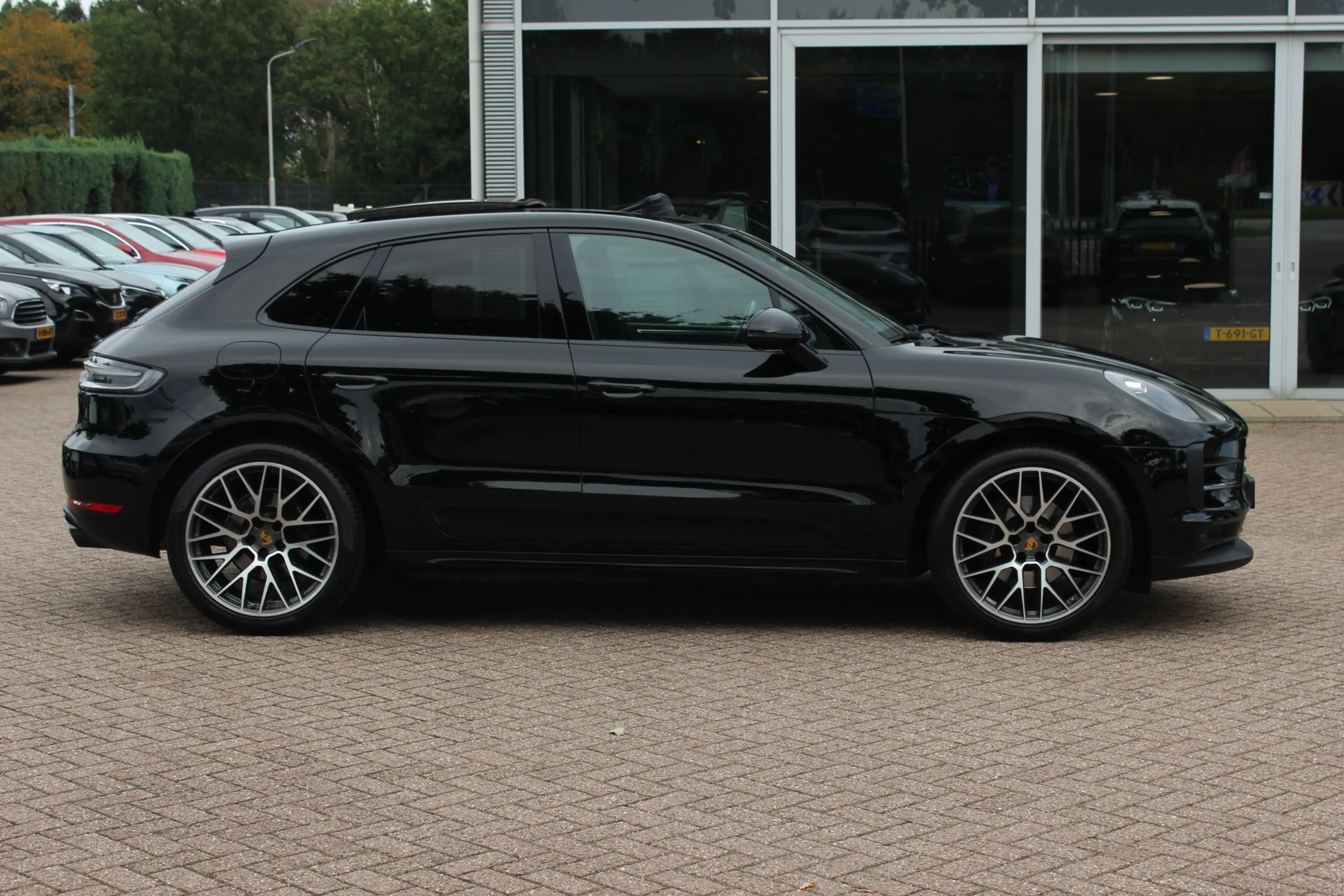Porsche Macan 2.0 / Trekhaak / Panoramadak / Camera / Adaptieve — photo 5