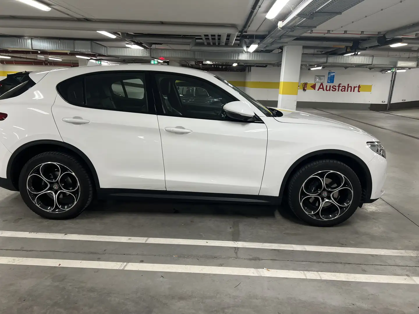 Alfa Romeo Stelvio 2.2 t Lusso Q4 210cv auto - 1