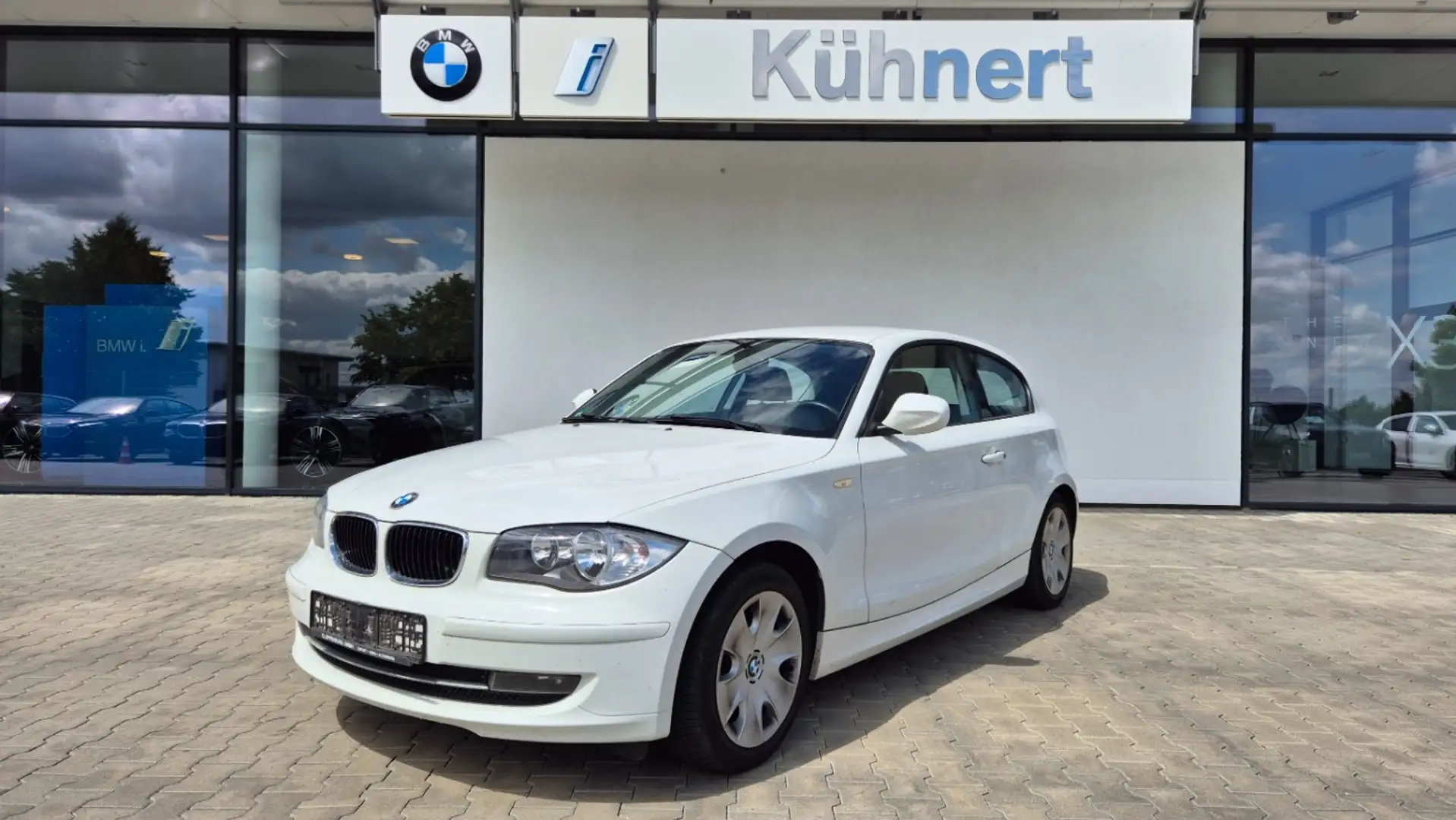 BMW 116 I +nur an Händler/Export+HU 3/27 Белый - 1
