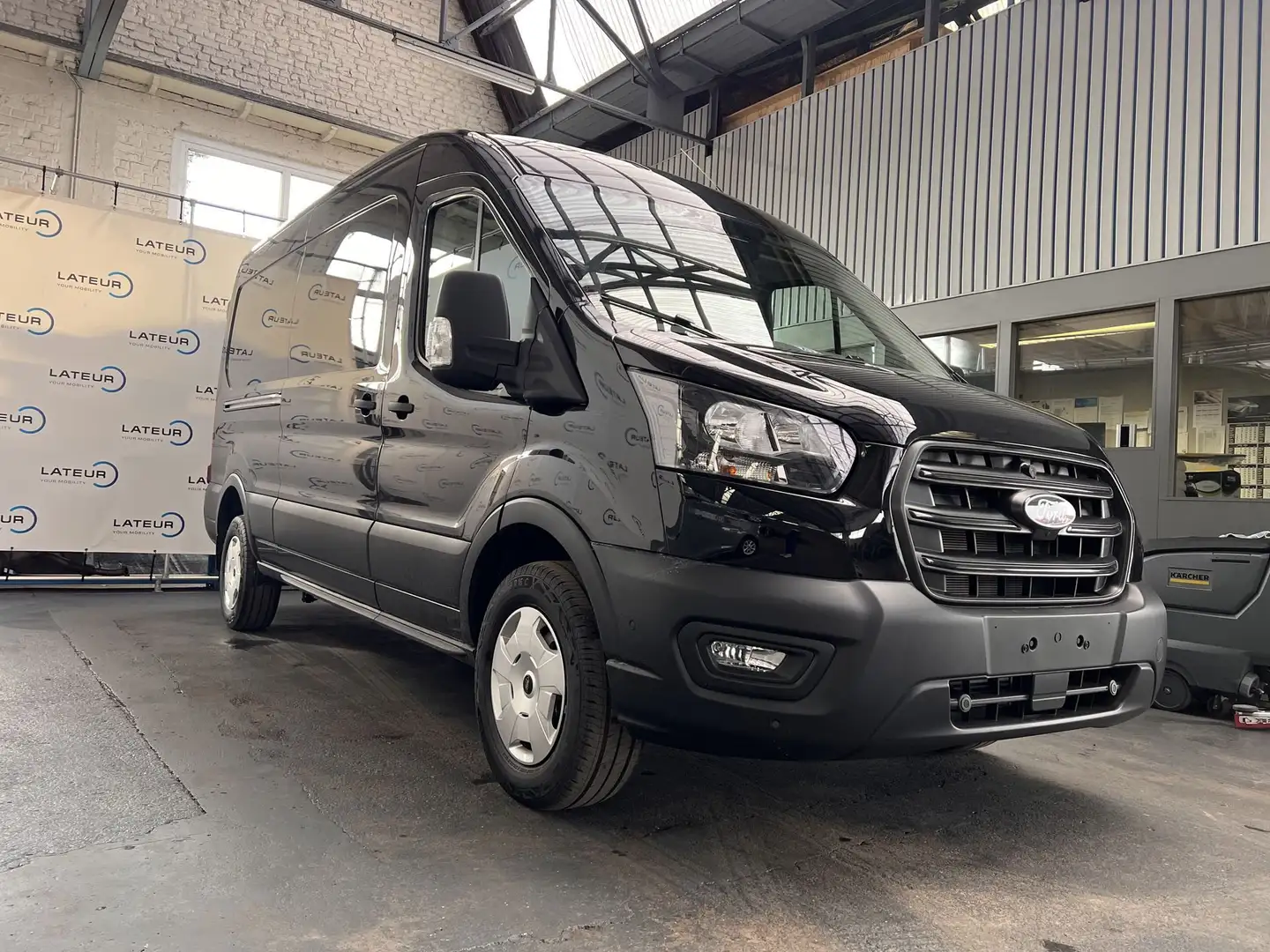 Ford Transit 350L L3H2 TD Trend RWD Nero - 2