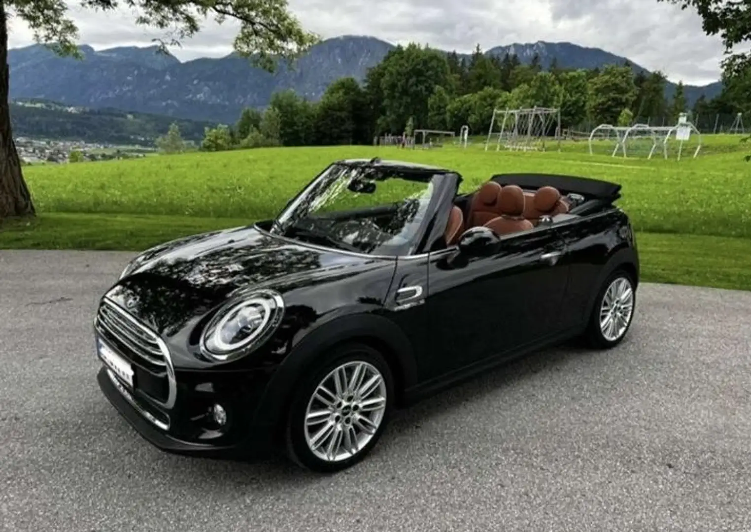 MINI Cooper C Cabrio Schwarz - 2