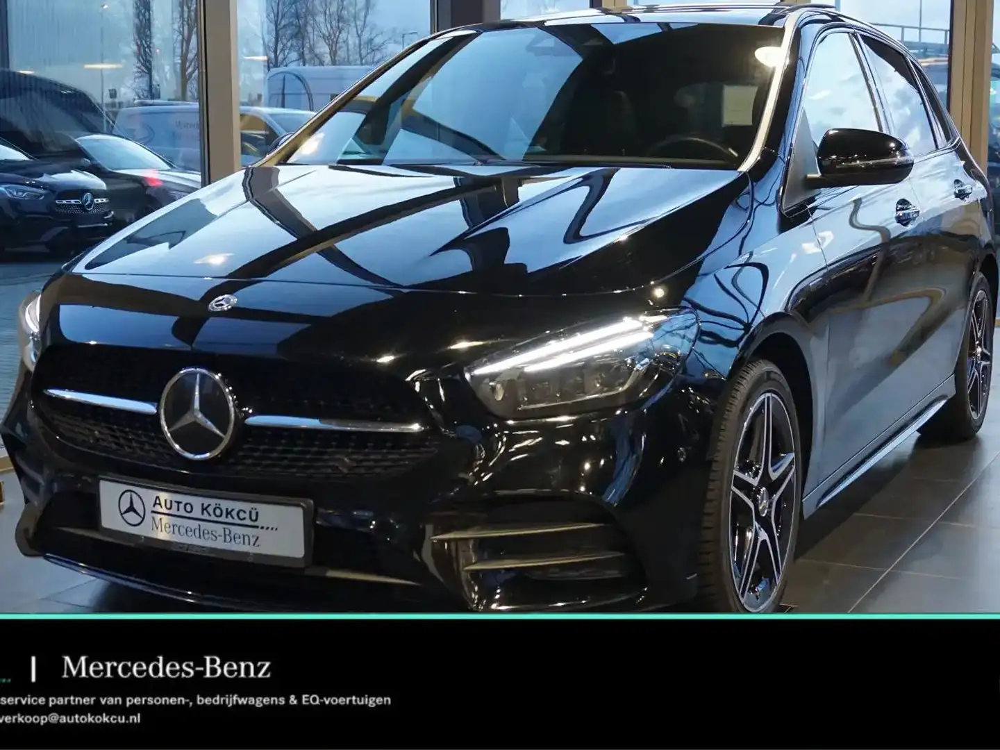 Mercedes-Benz B 250 Hybride | AMG | Night | Sfeerv. | Pano | Multibeam Zwart - 1