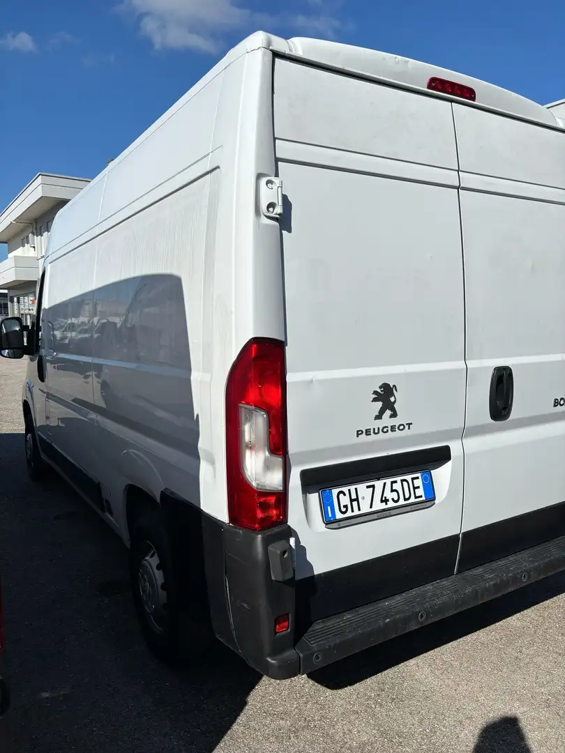 Peugeot Boxer 2,2  bluehdi   103 kw Weiß - 2