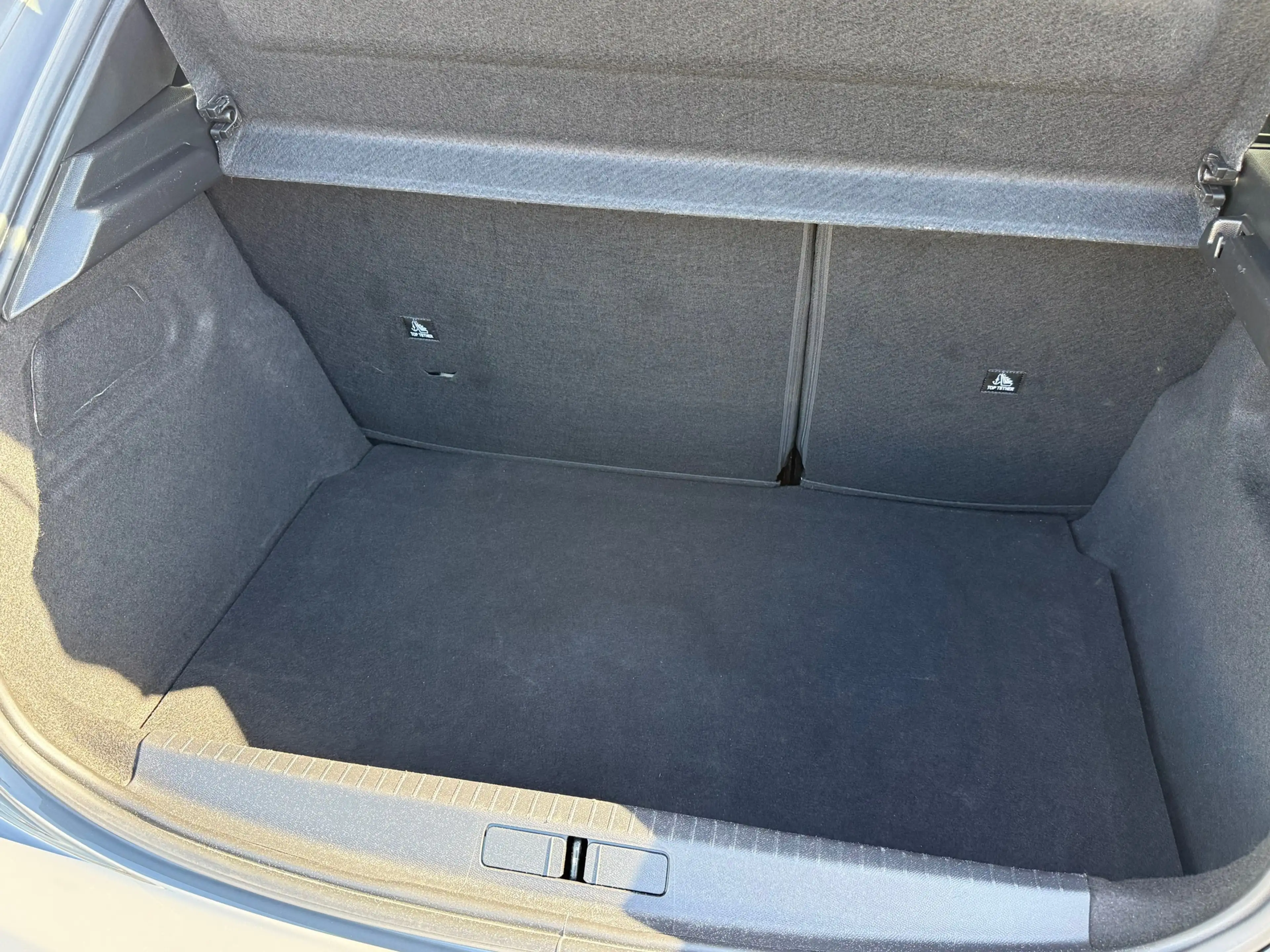 Peugeot 208 1.2 PureTech 100 PK Allure Clima | Adap Cruise | 3 — photo 18
