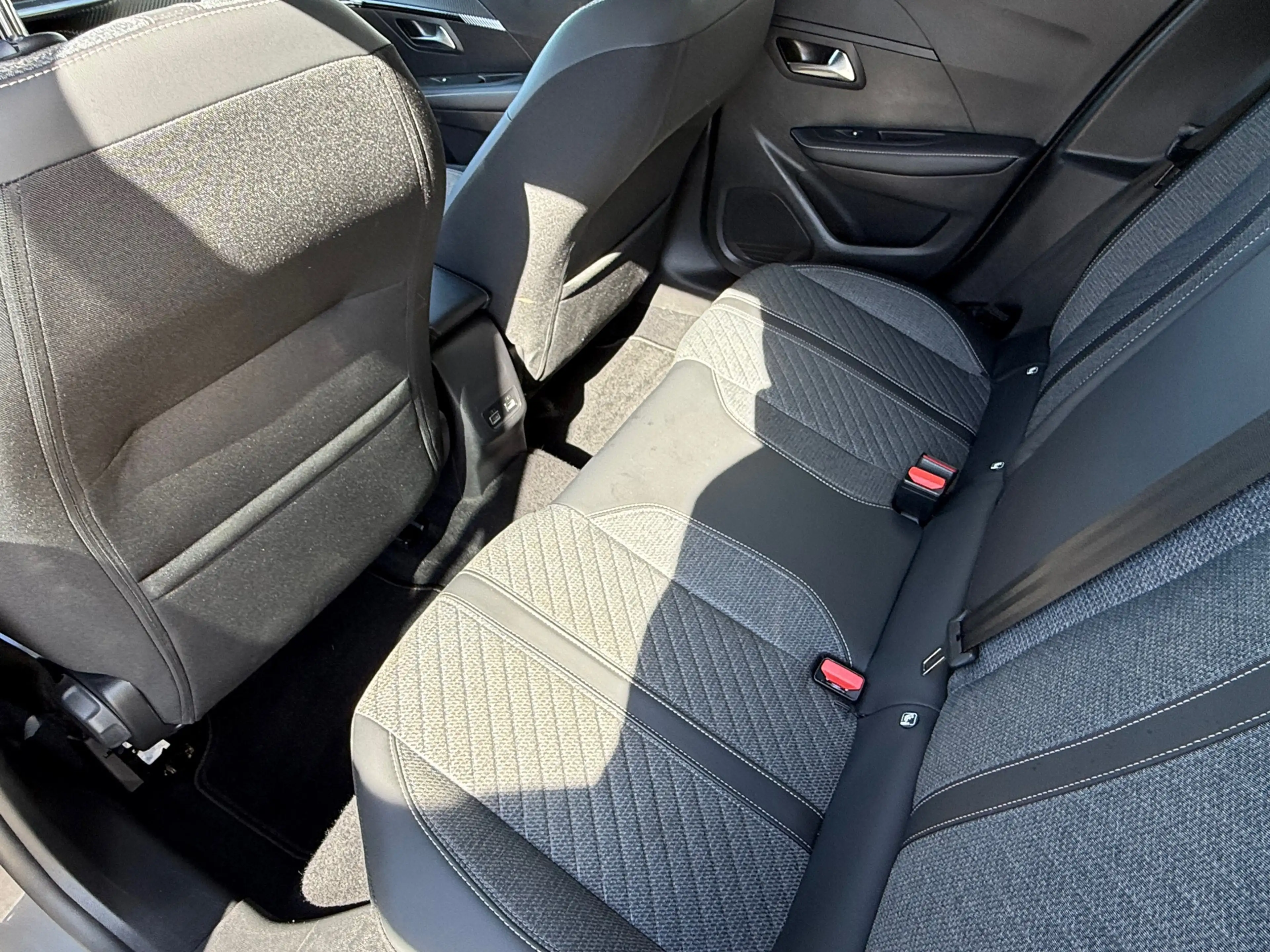 Peugeot 208 1.2 PureTech 100 PK Allure Clima | Adap Cruise | 3 — photo 9