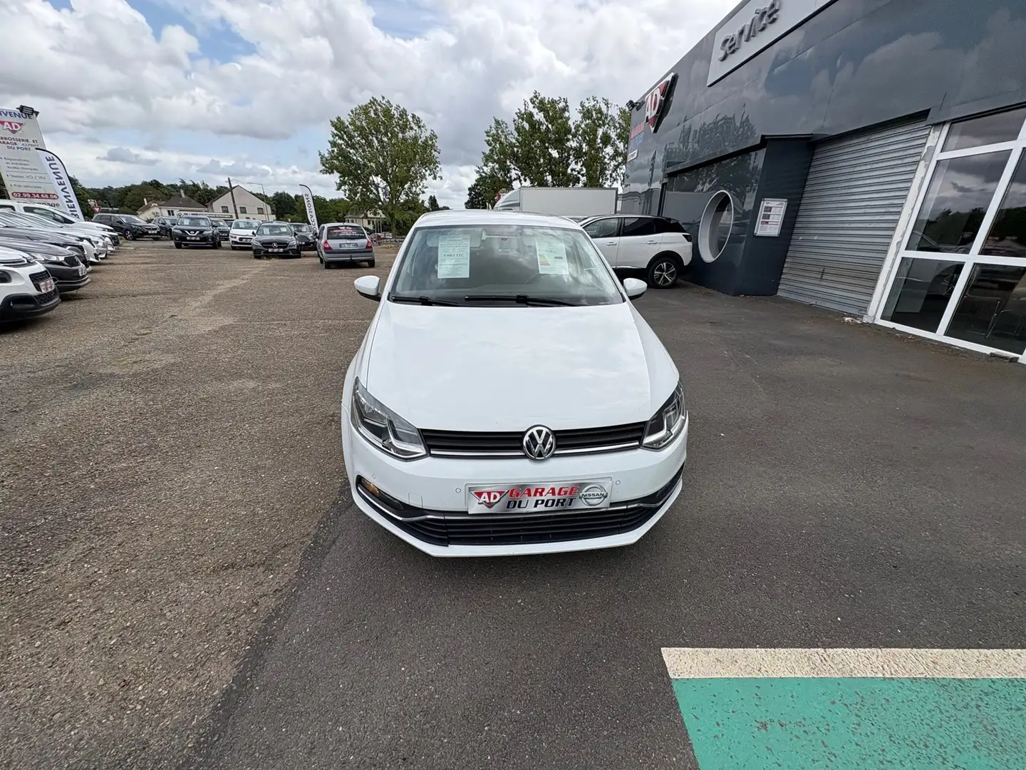 Volkswagen Polo 1.4 TDI 75CH BLUEMOTION TECHNOLOGY CONFORTLINE BUS - 2