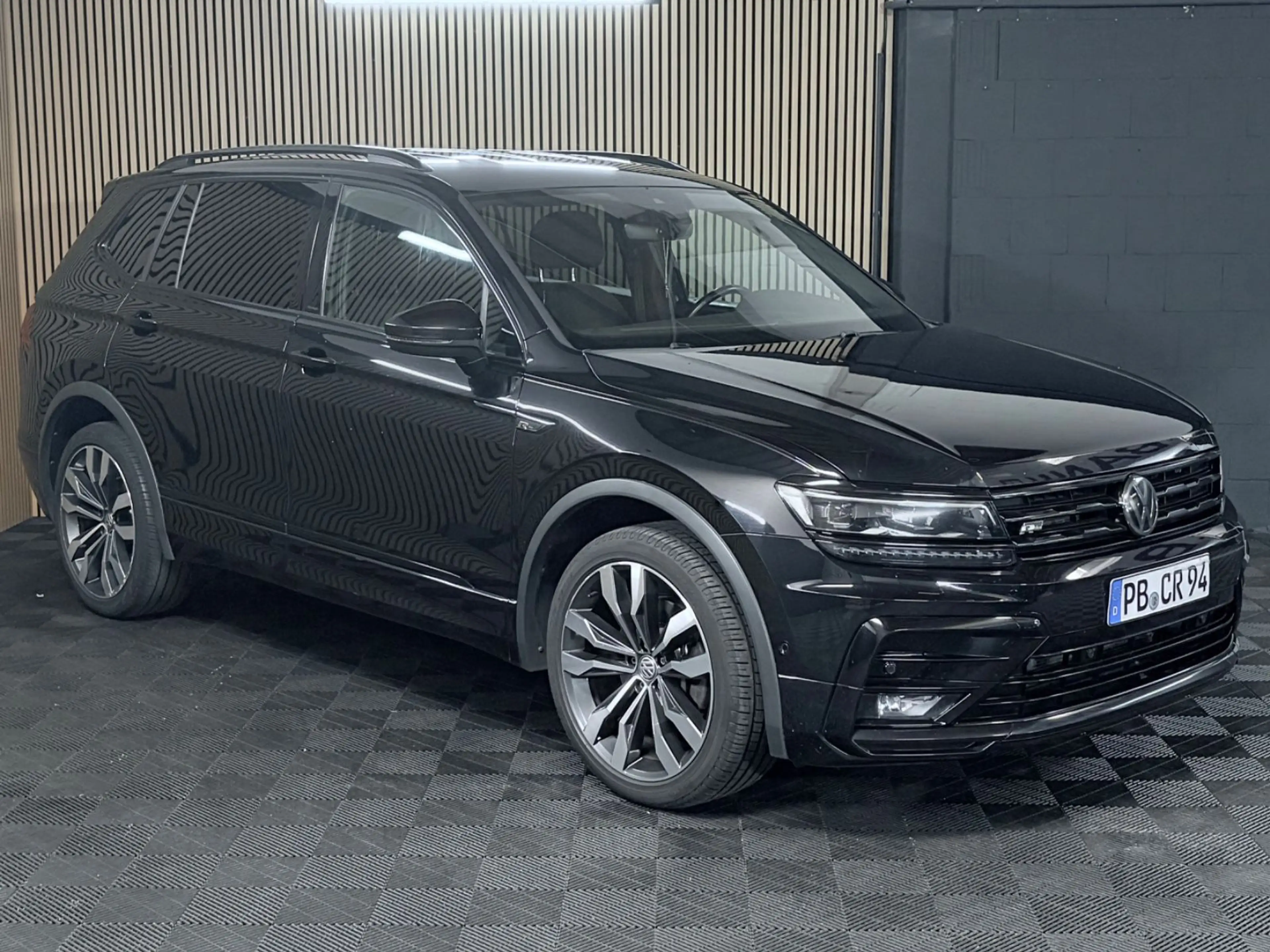 Volkswagen Tiguan Allspace R- Line Highline 4Motion DSG AHK — photo 10
