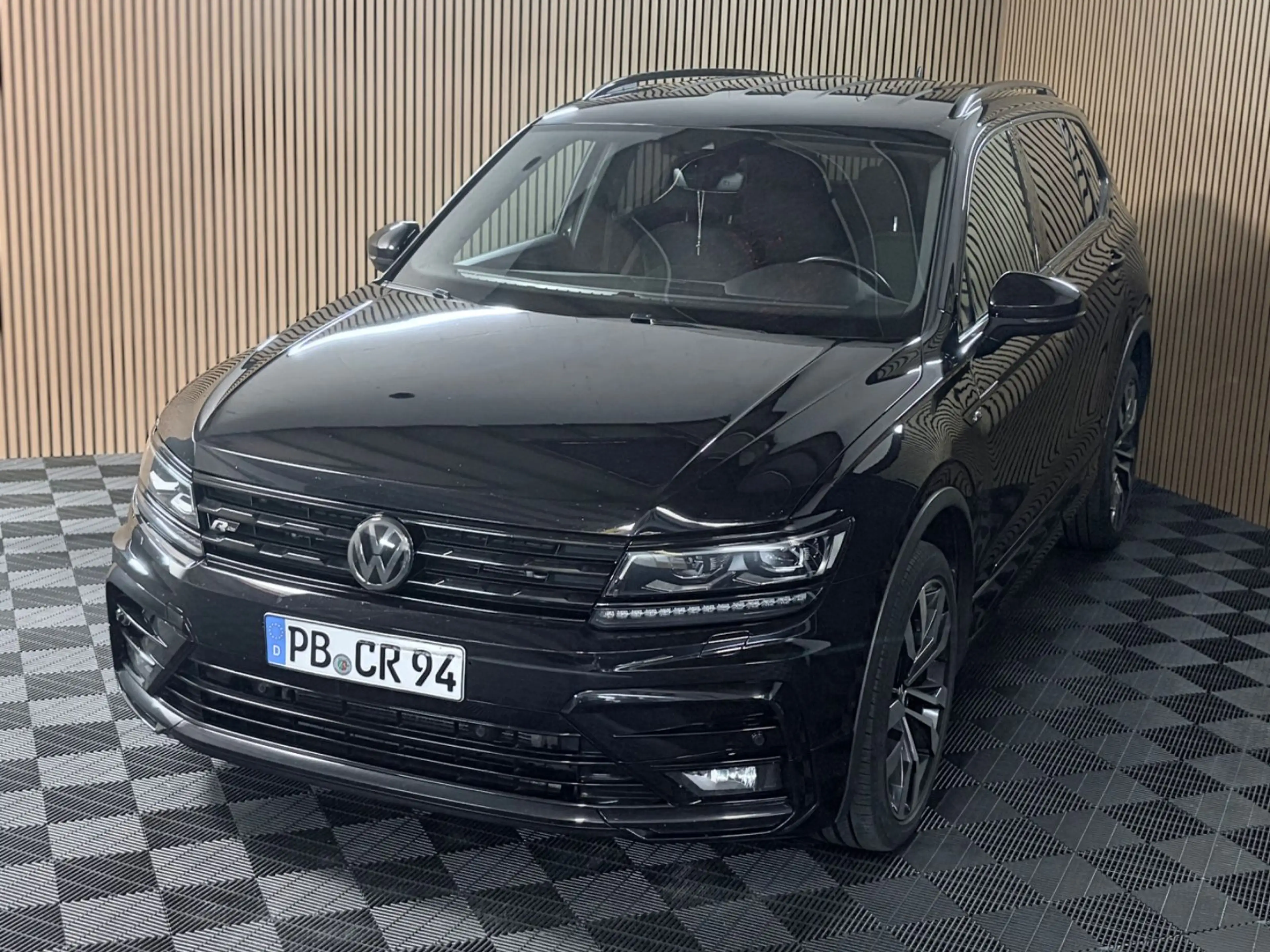 Volkswagen Tiguan Allspace R- Line Highline 4Motion DSG AHK — photo 4