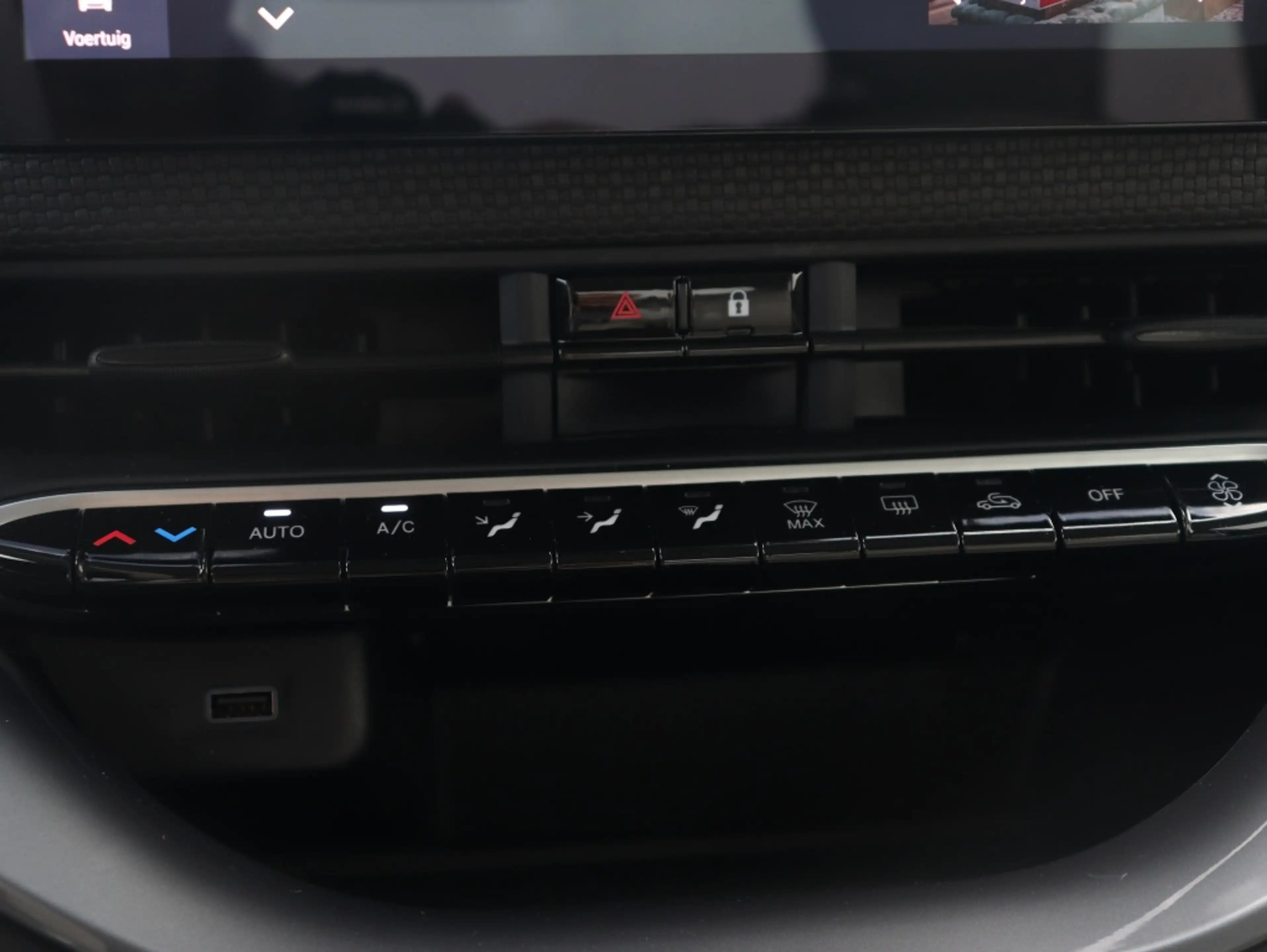 Fiat 500e La Prima by Bocelli 42 kWh | JBL | Winter | 17′ — photo 12