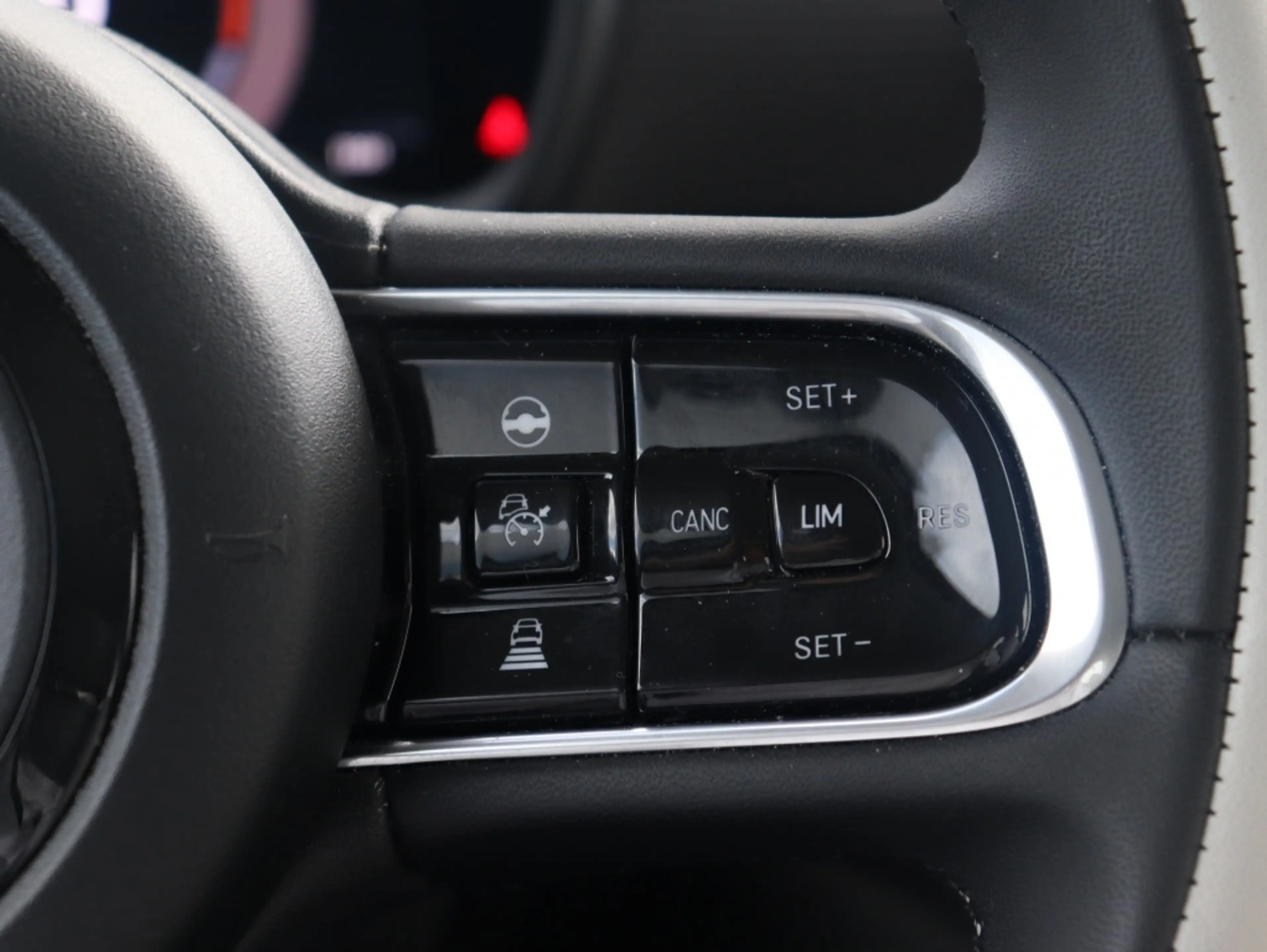 Fiat 500e La Prima by Bocelli 42 kWh | JBL | Winter | 17′ — photo 15