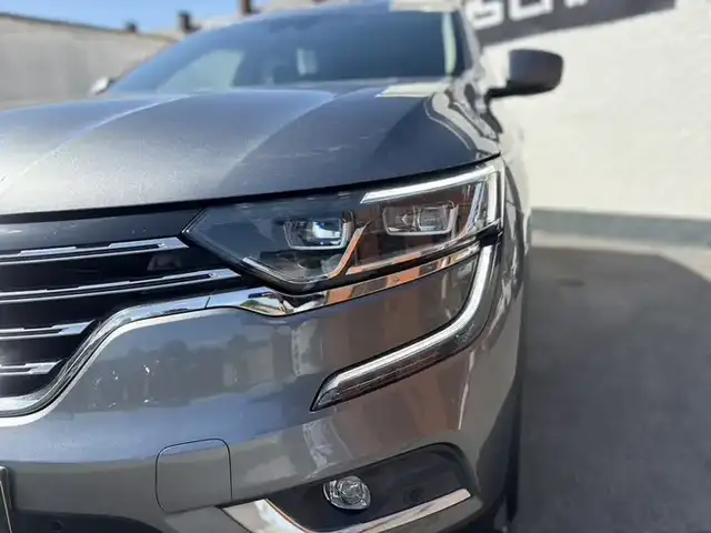 Renault Koleos view 3