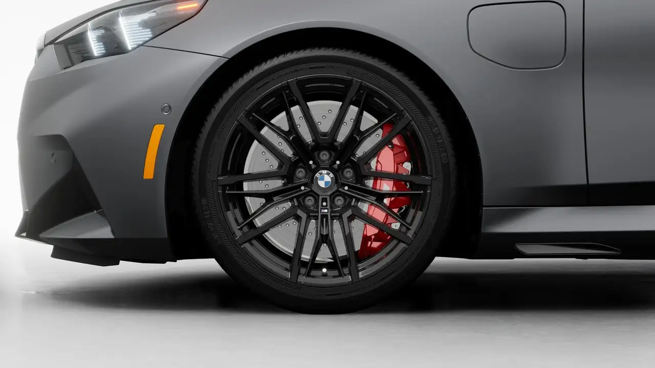 BMW M5 снимка BMW M5