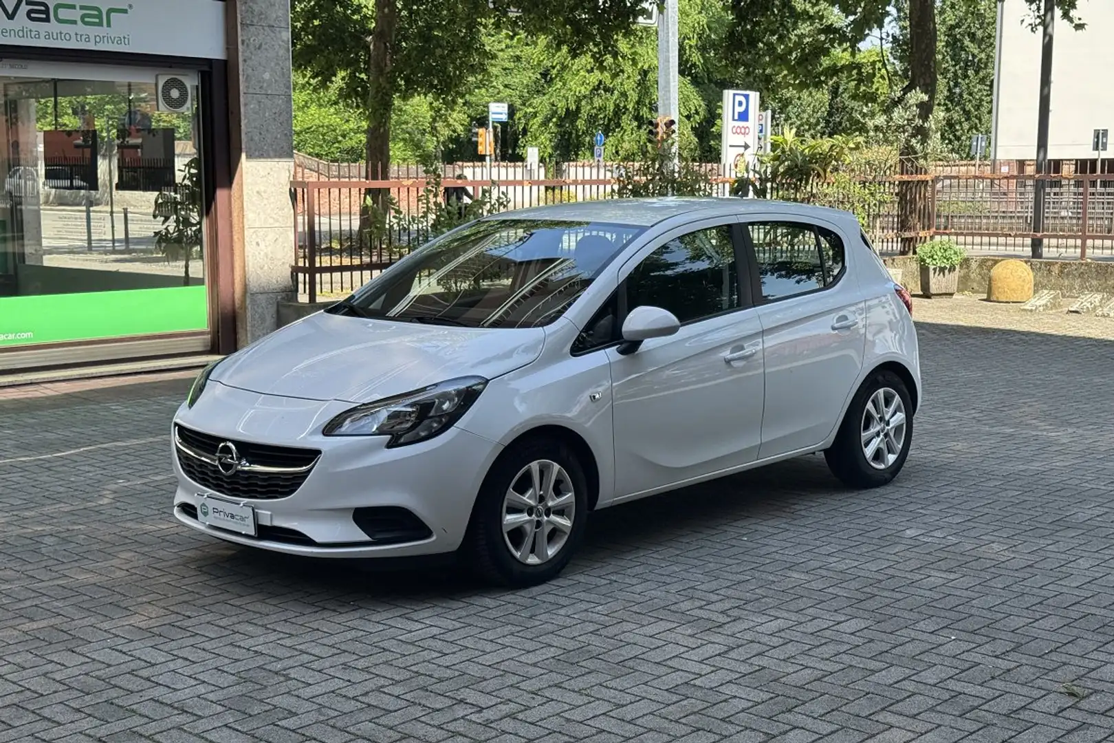 Opel Corsa Corsa 1.4 90CV GPL Tech 5 porte n-Joy Bianco - 1
