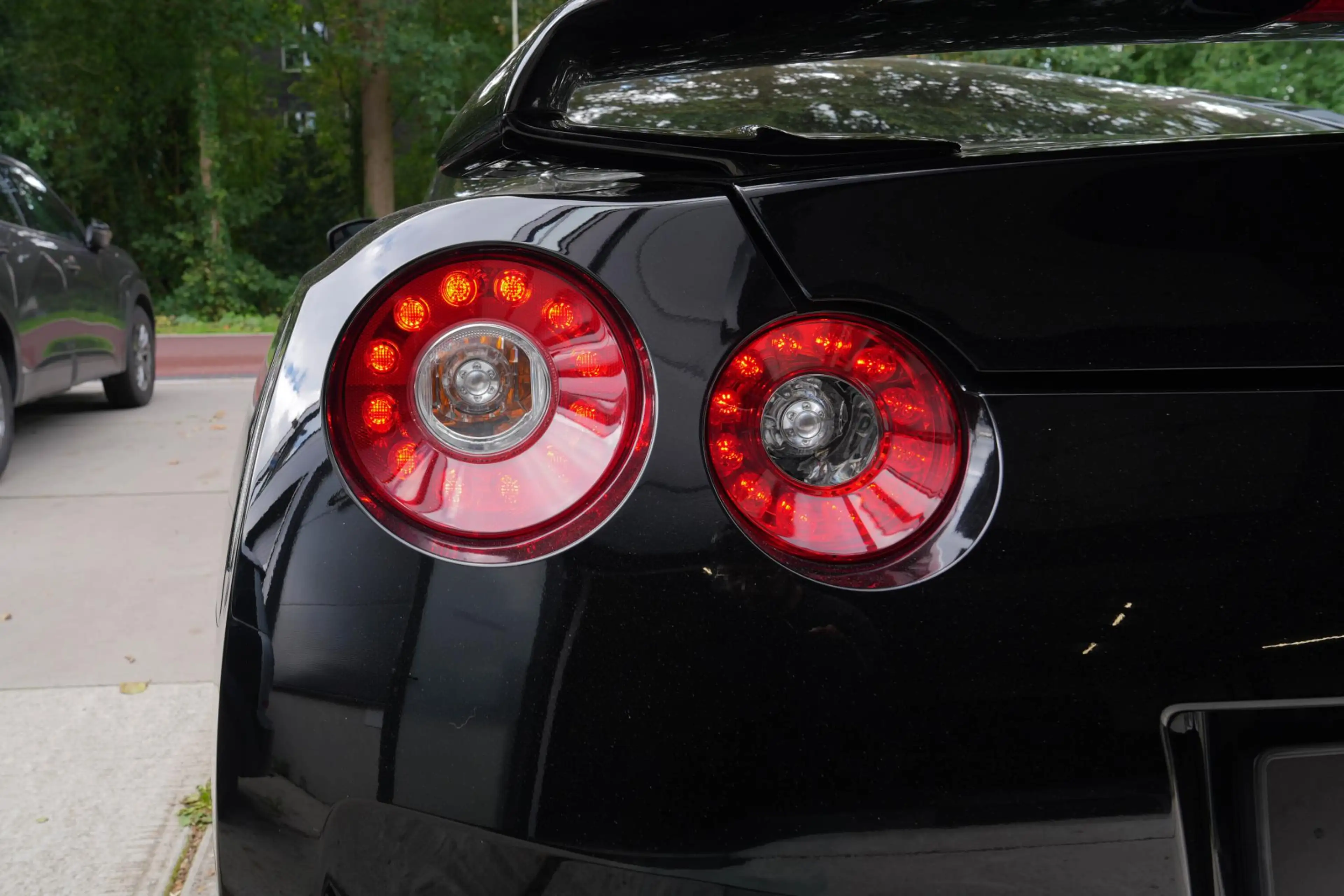 Nissan GT-R 3.8 V6 Black — photo 13