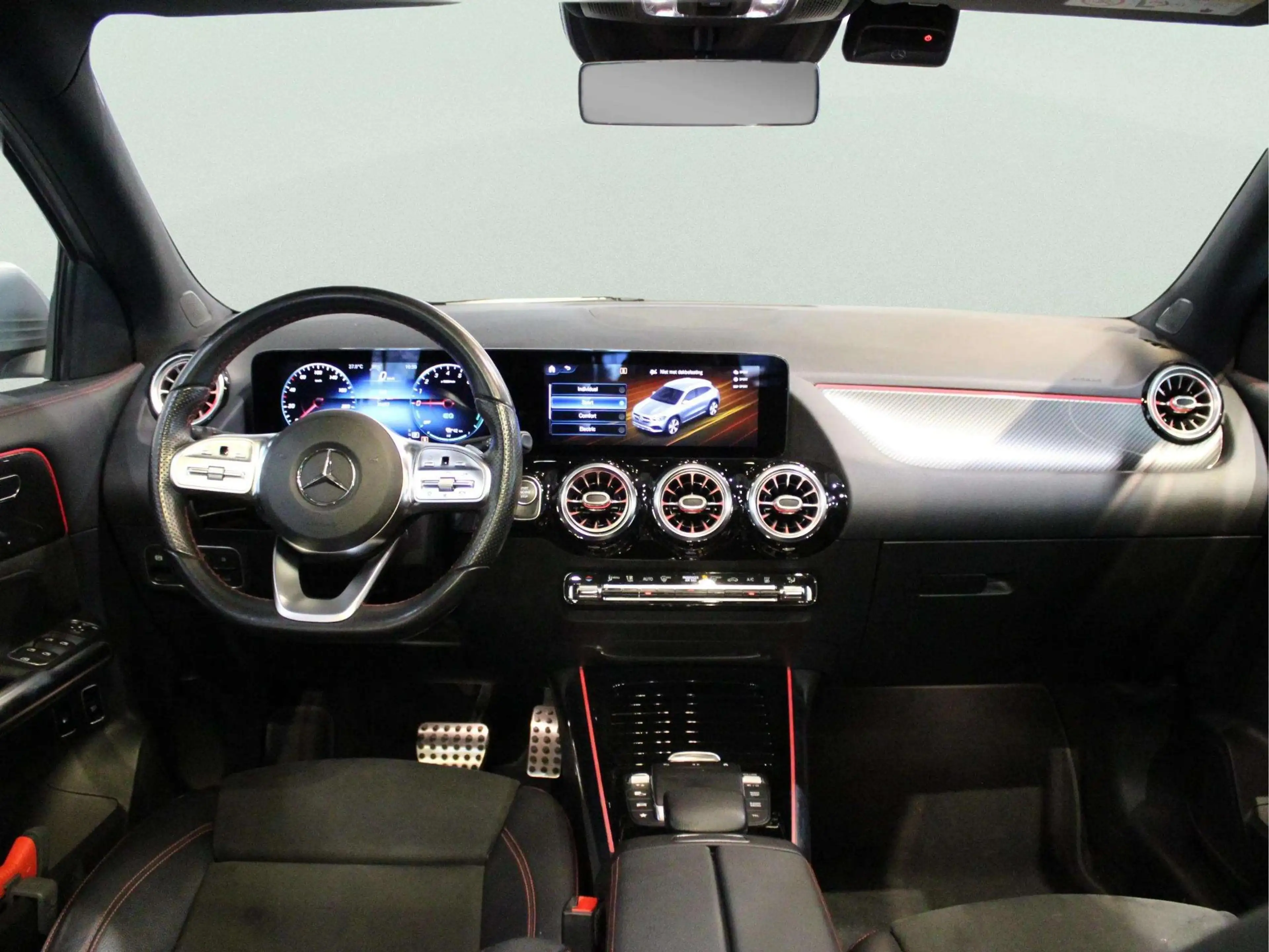 Mercedes-Benz GLA 250 e Business Solution AMG Limited | Panorama dak — photo 3