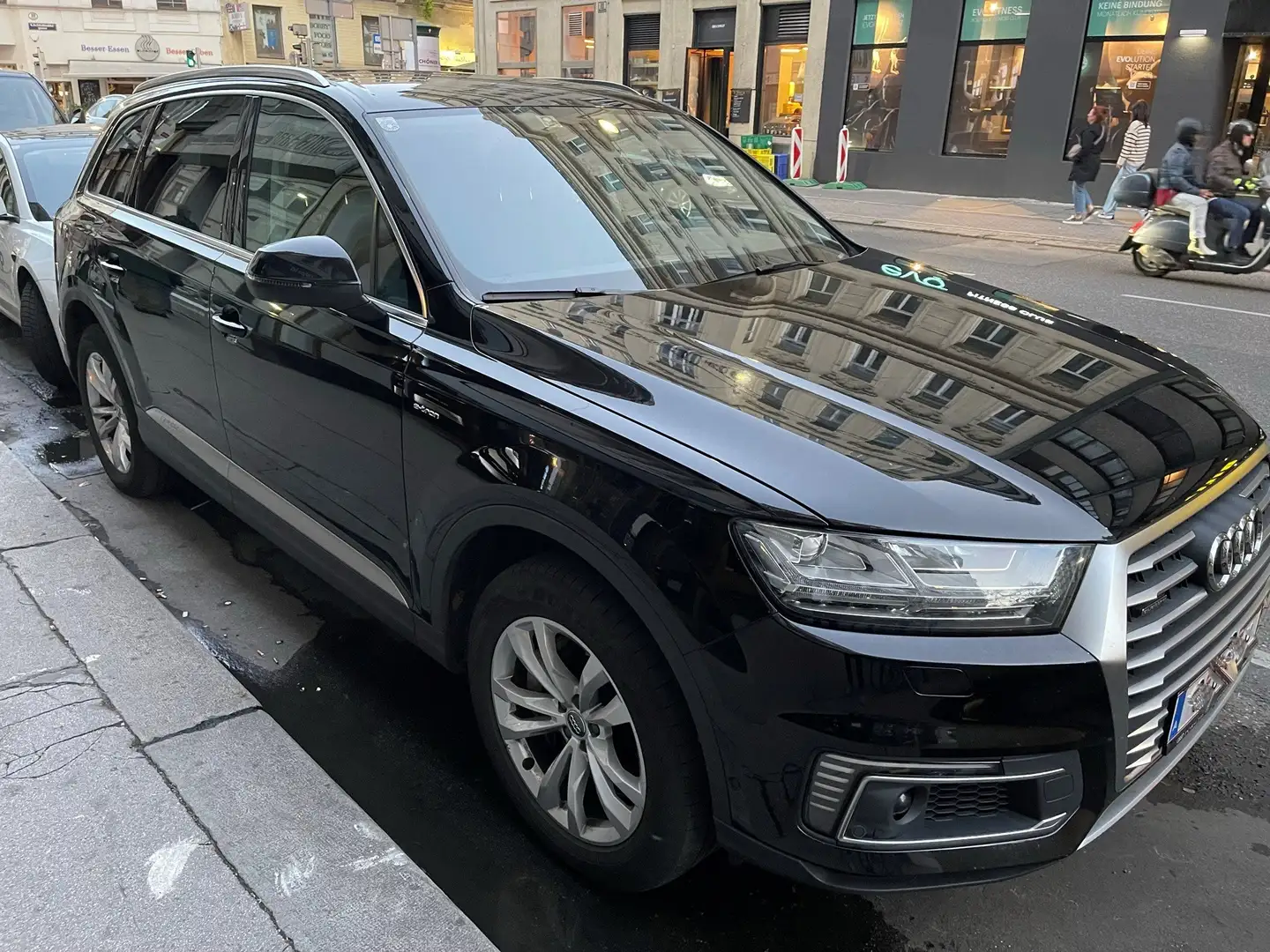 Audi Q7 PHEV e-tron 3,0 TDI quattro Tiptronic Schwarz - 2