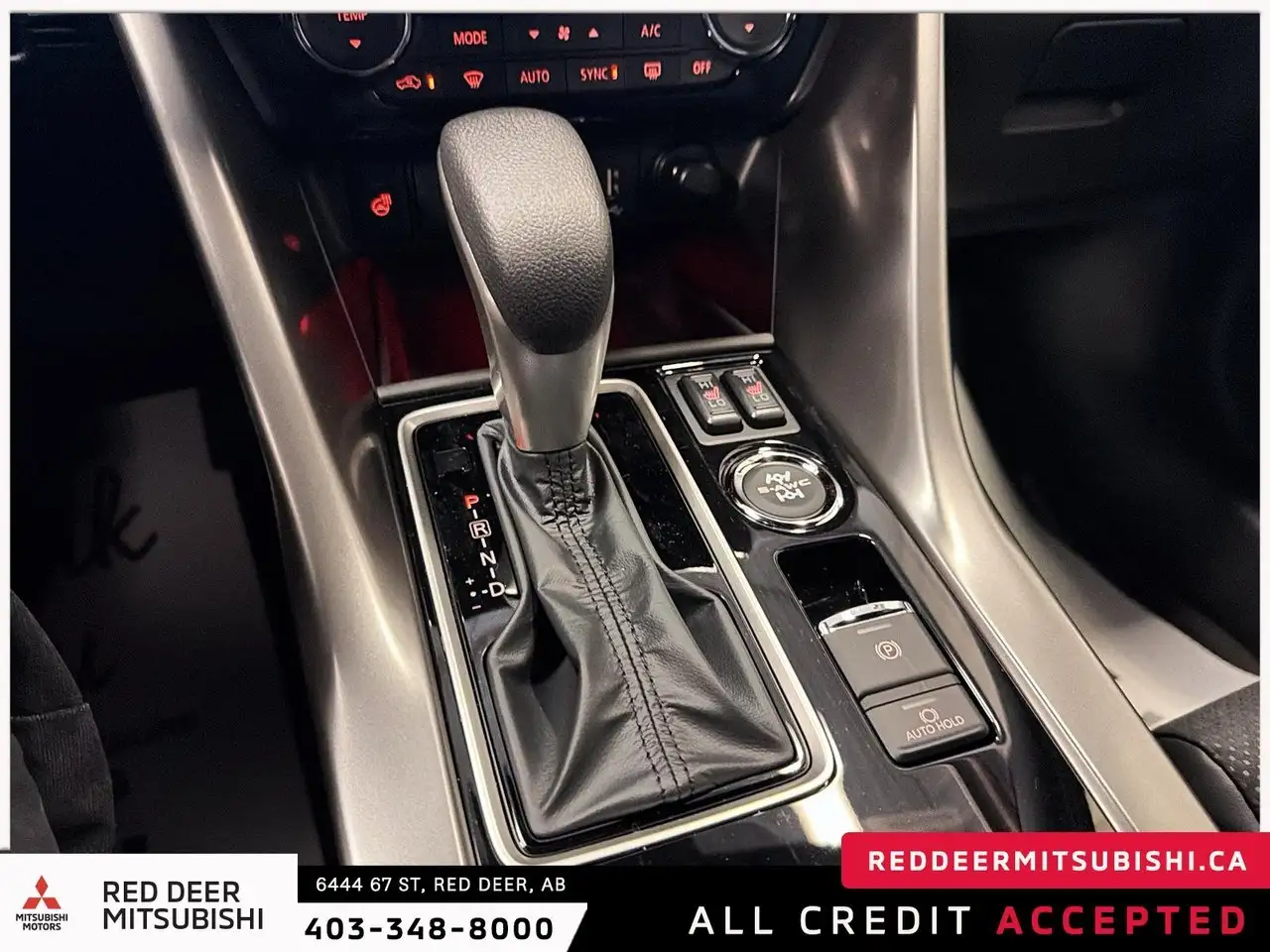 Mitsubishi Eclipse Cross снимка Mitsubishi Eclipse Cross