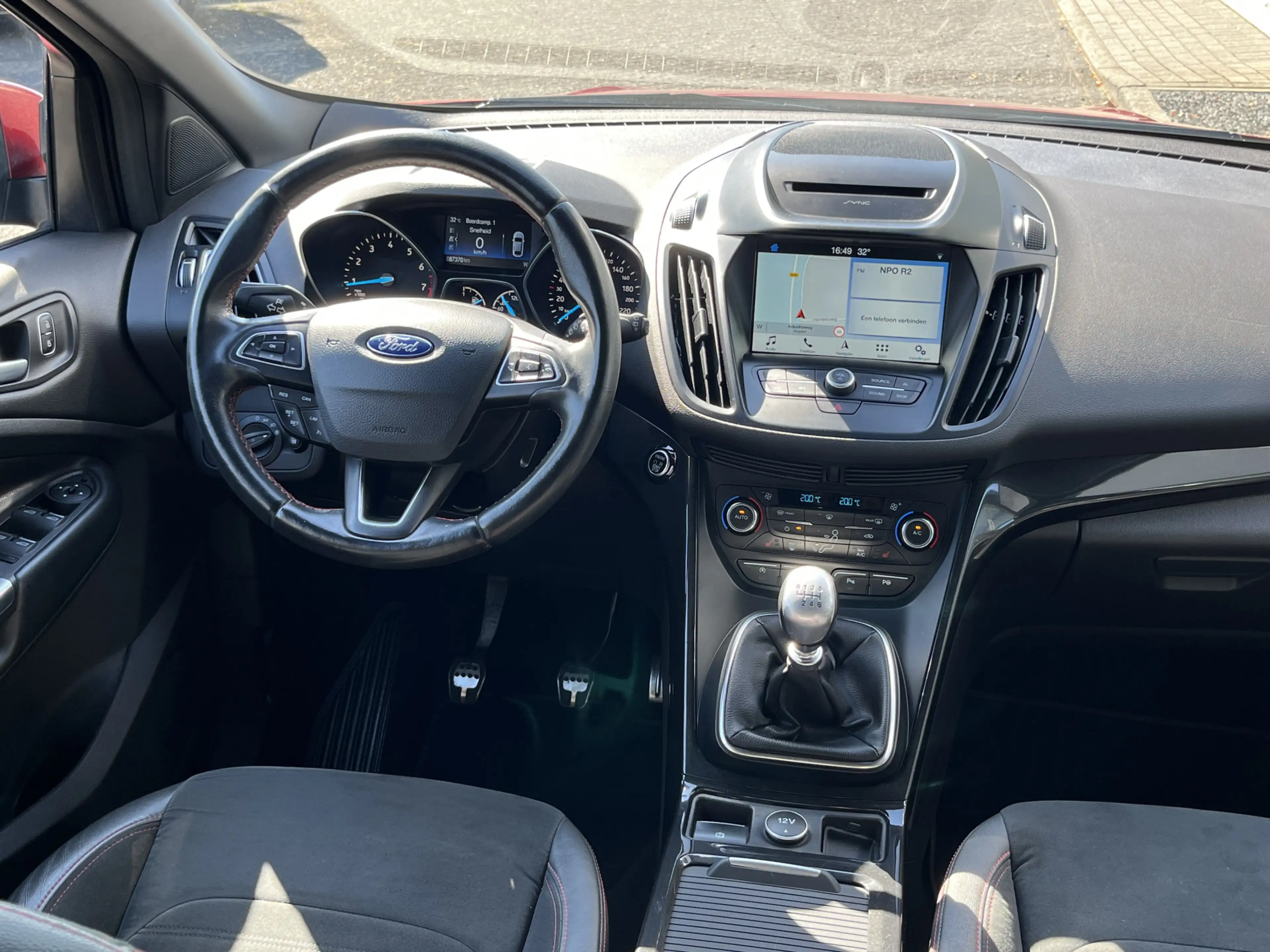 Ford Kuga 1.5 EcoBoost ST Line 150pk/110kW 6-bak | Trekhaak — photo 12