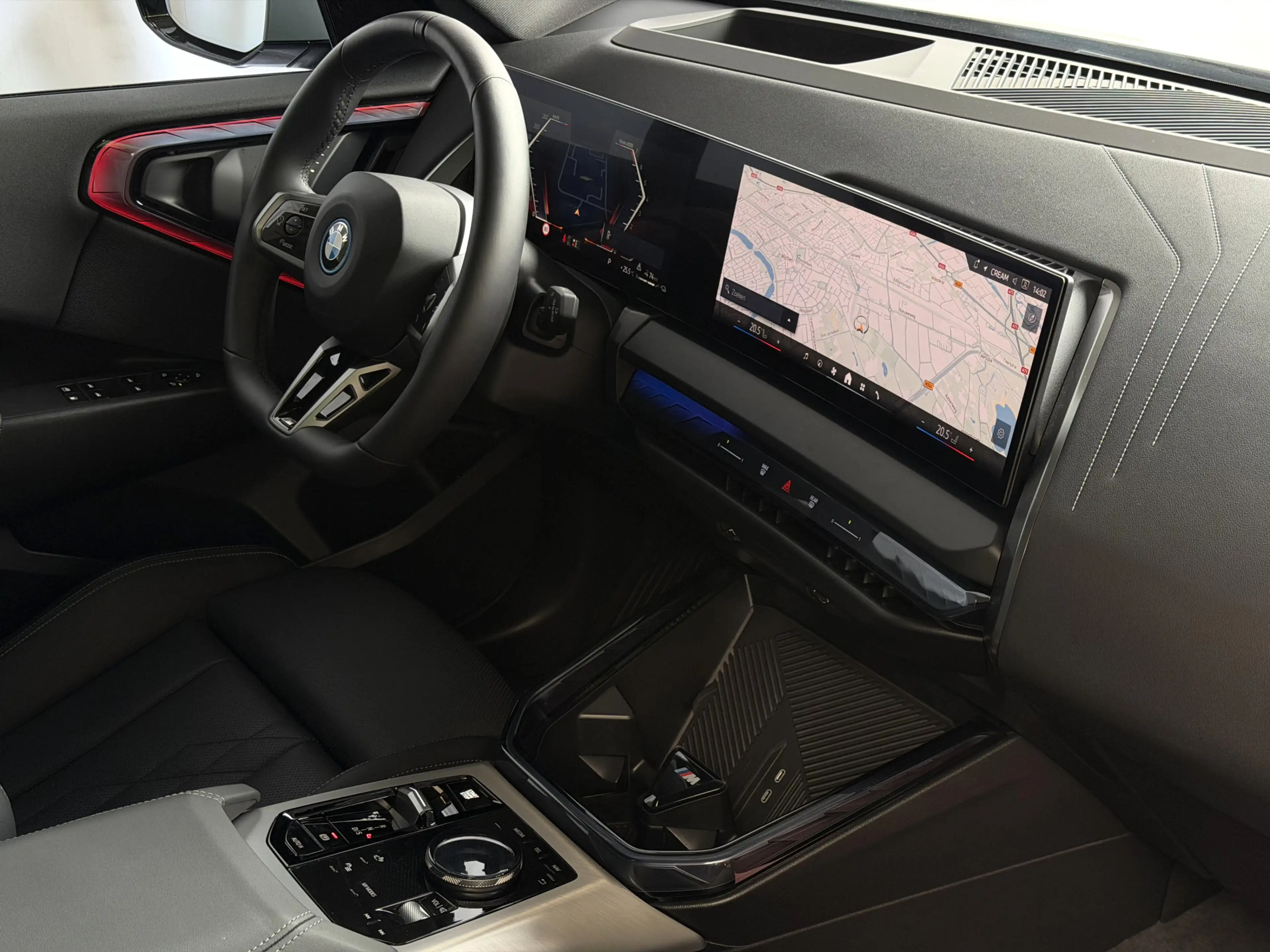 BMW X3 30e 300PK PHEV XDRIVE M SPORT / BROOKLYNGRAU PANO — photo 38