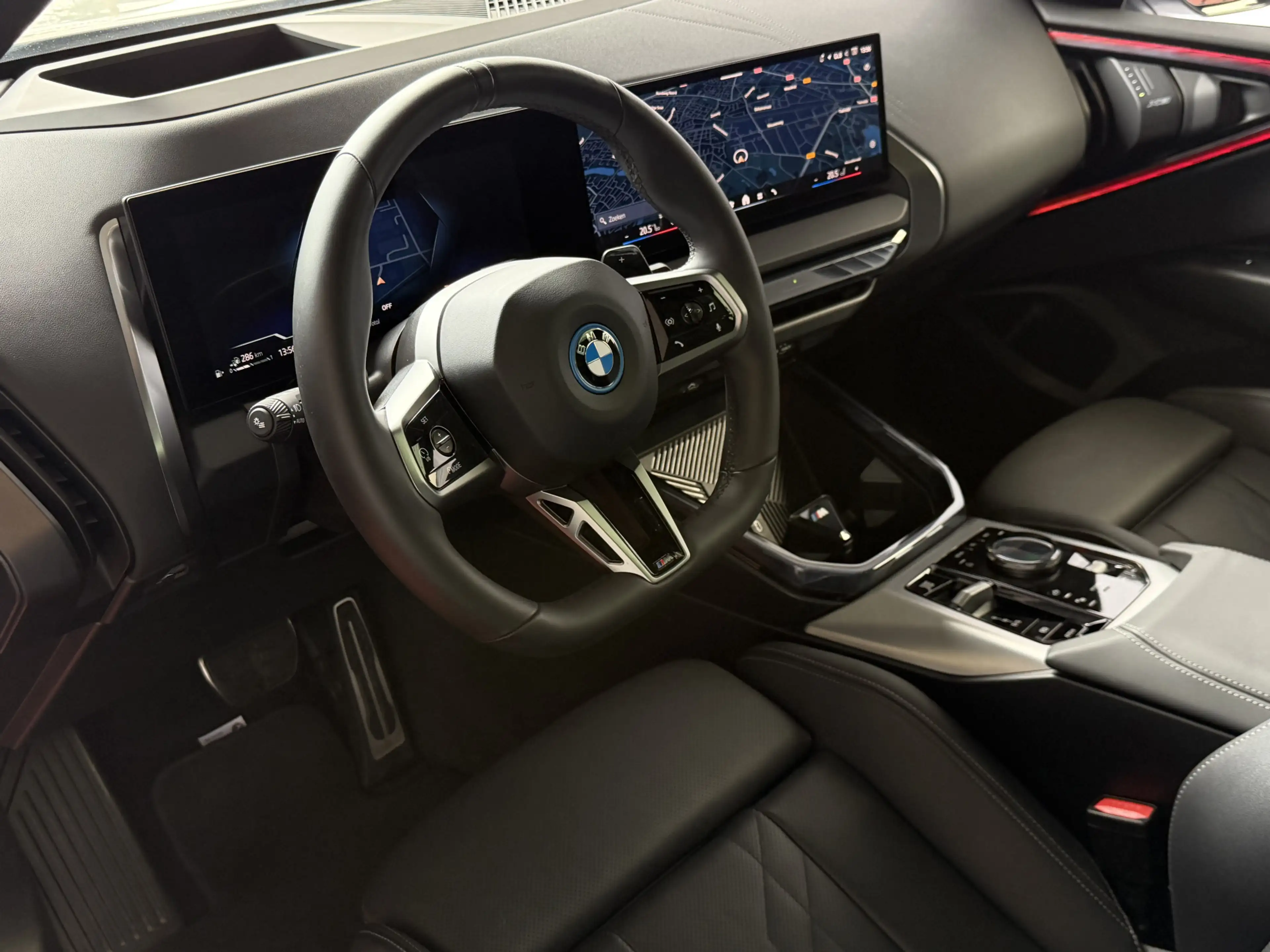 BMW X3 30e 300PK PHEV XDRIVE M SPORT / BROOKLYNGRAU PANO — photo 13