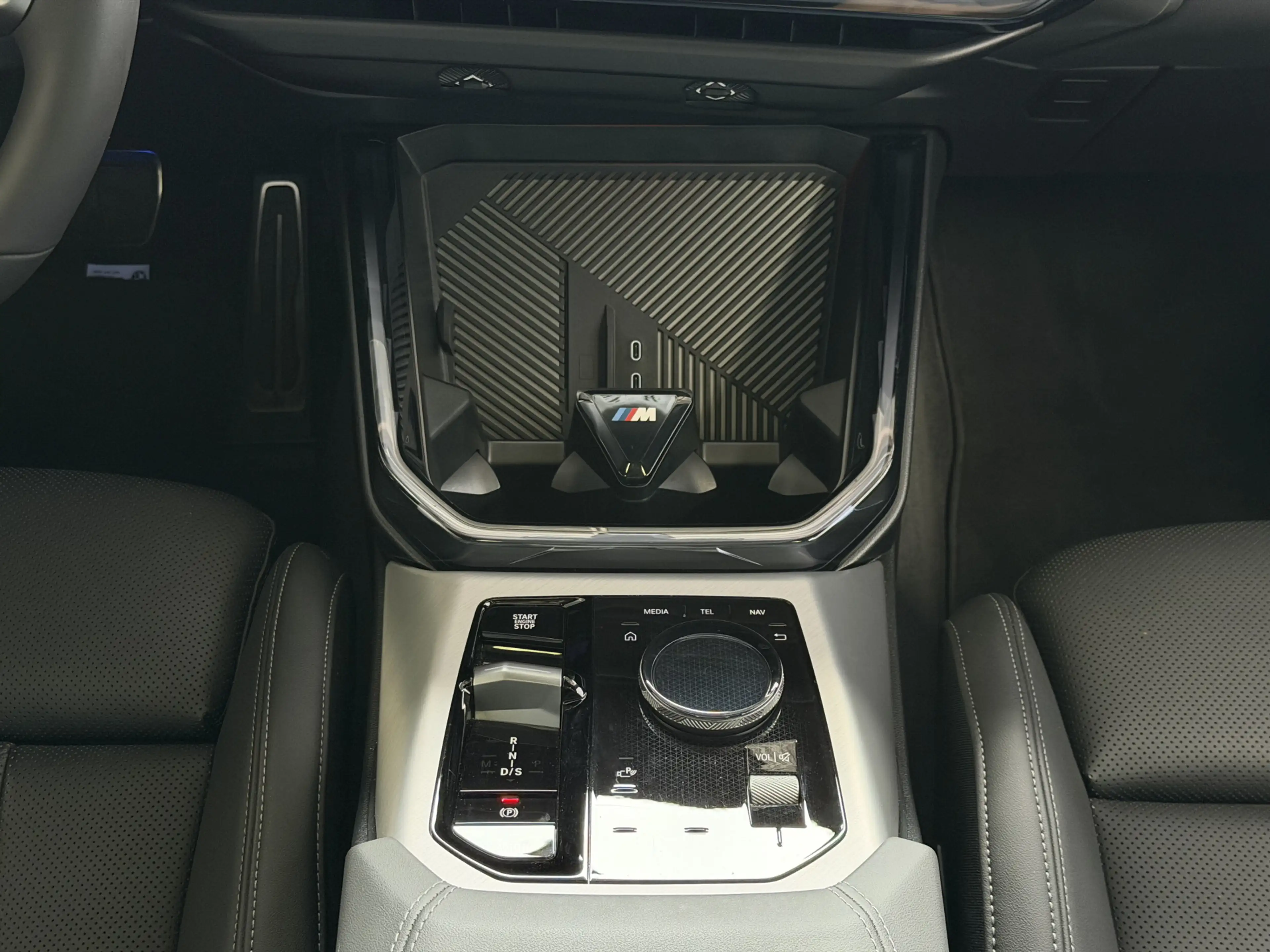 BMW X3 30e 300PK PHEV XDRIVE M SPORT / BROOKLYNGRAU PANO — photo 31
