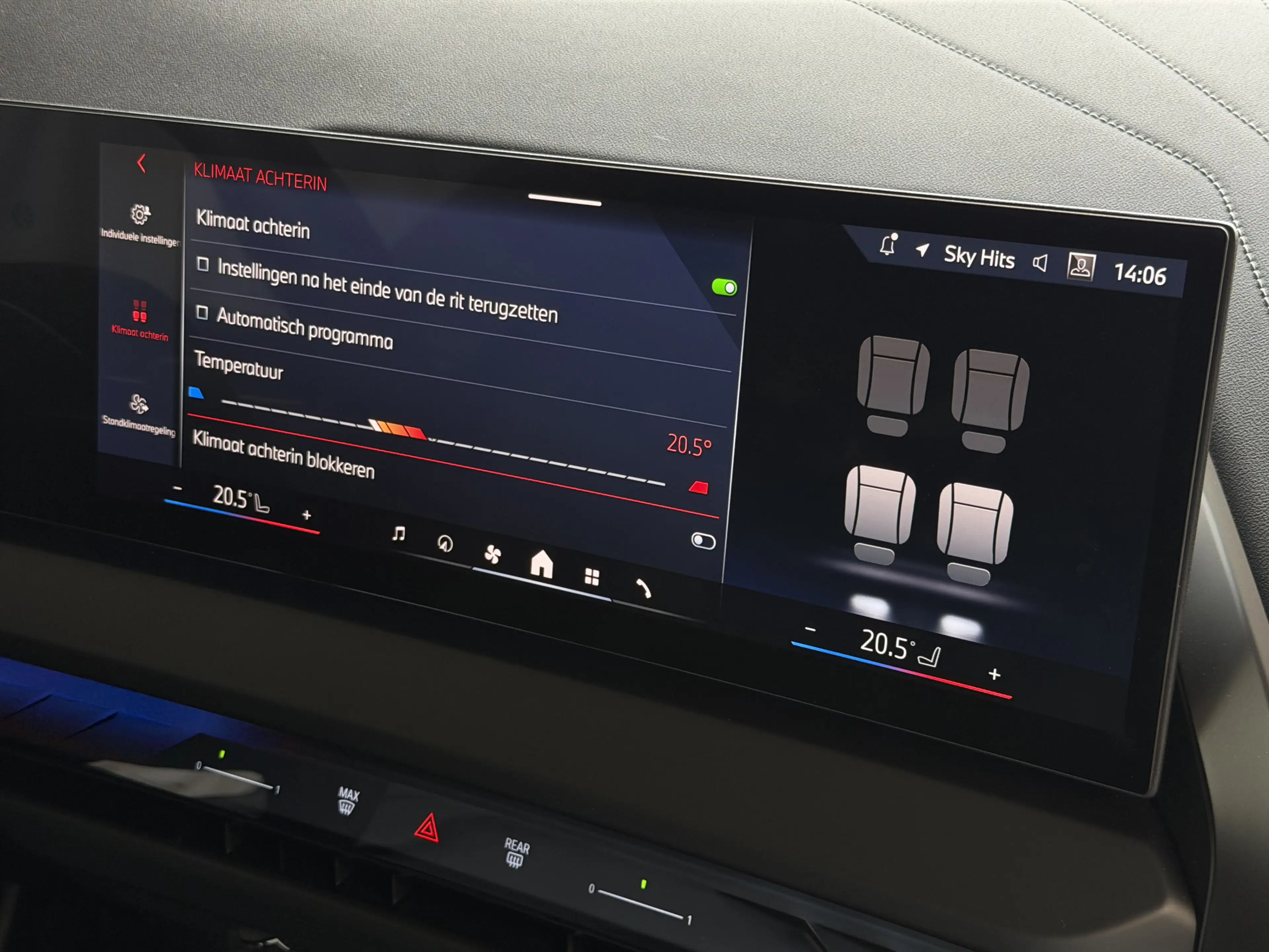 BMW X3 30e 300PK PHEV XDRIVE M SPORT / BROOKLYNGRAU PANO — photo 47