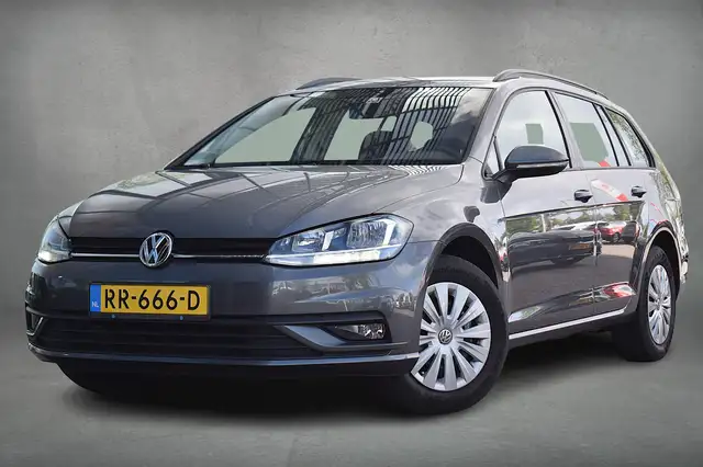 Volkswagen Golf view 9