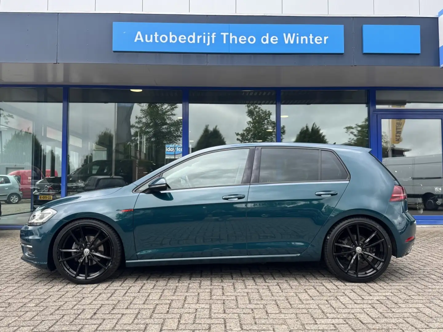 Volkswagen Golf 1.5 TSI Highline Business R| Panoramadak, Stuur-St Verde - 2