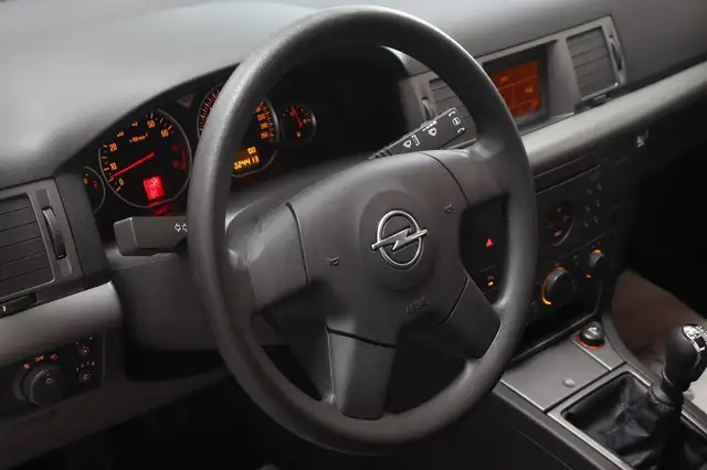 Opel Vectra view 15