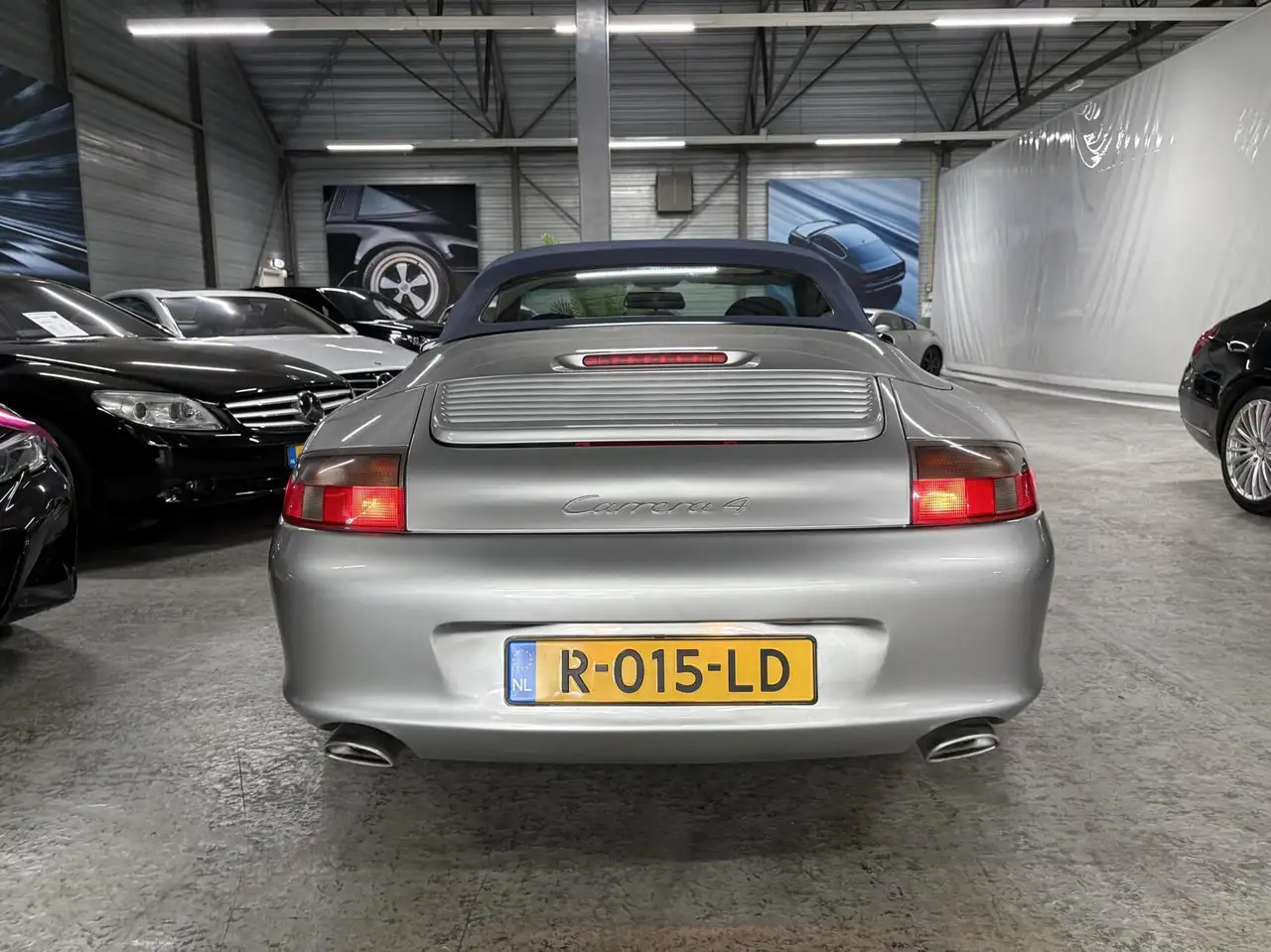 Porsche 996 Cabrio 3.6 Carrera 4, foto 11