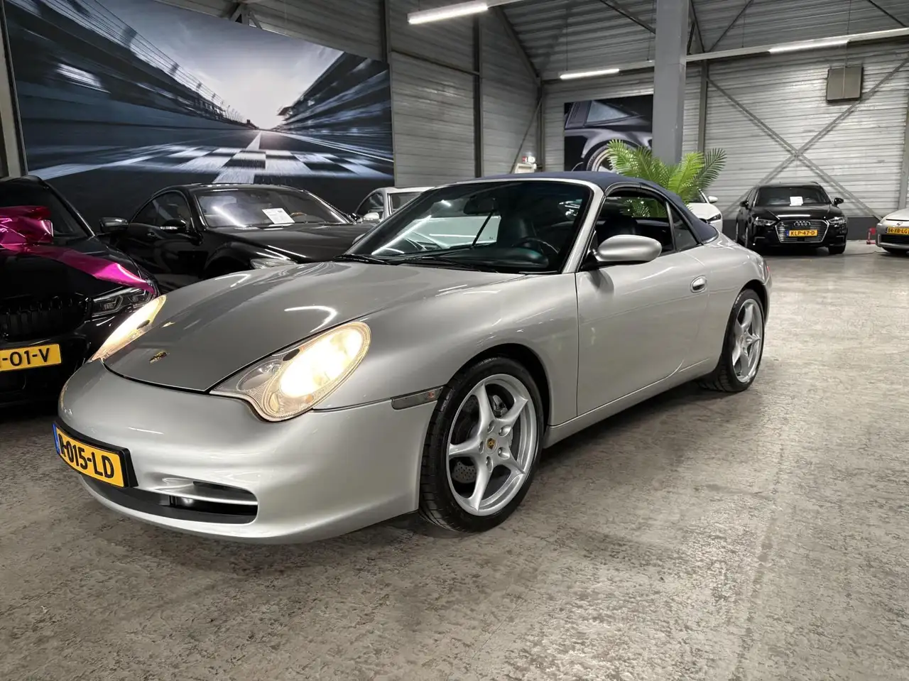 Porsche 996 Cabrio 3.6 Carrera 4, foto 9