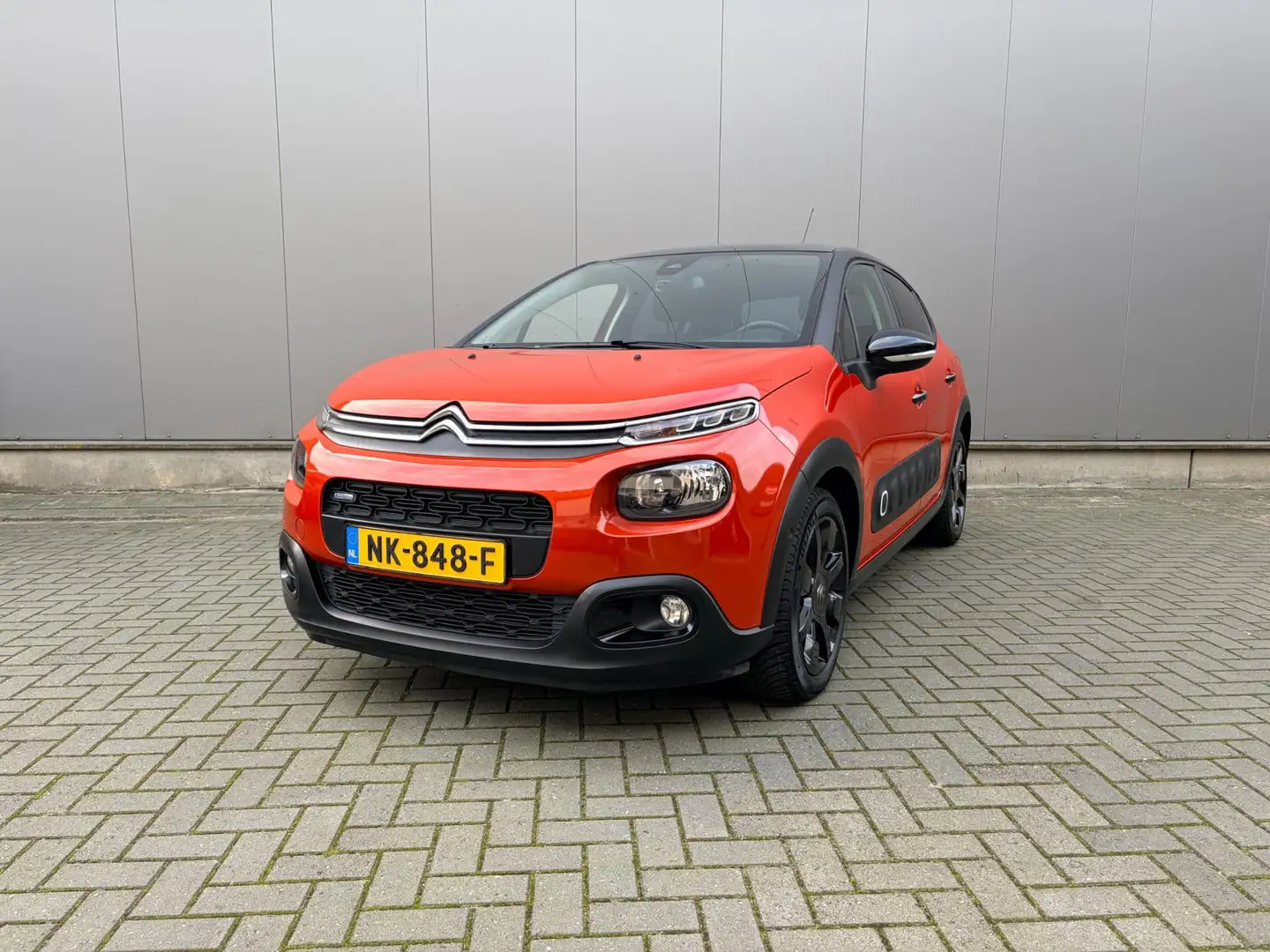 Citroen C3 1.2 PureTech S&S Shine Orange - 1
