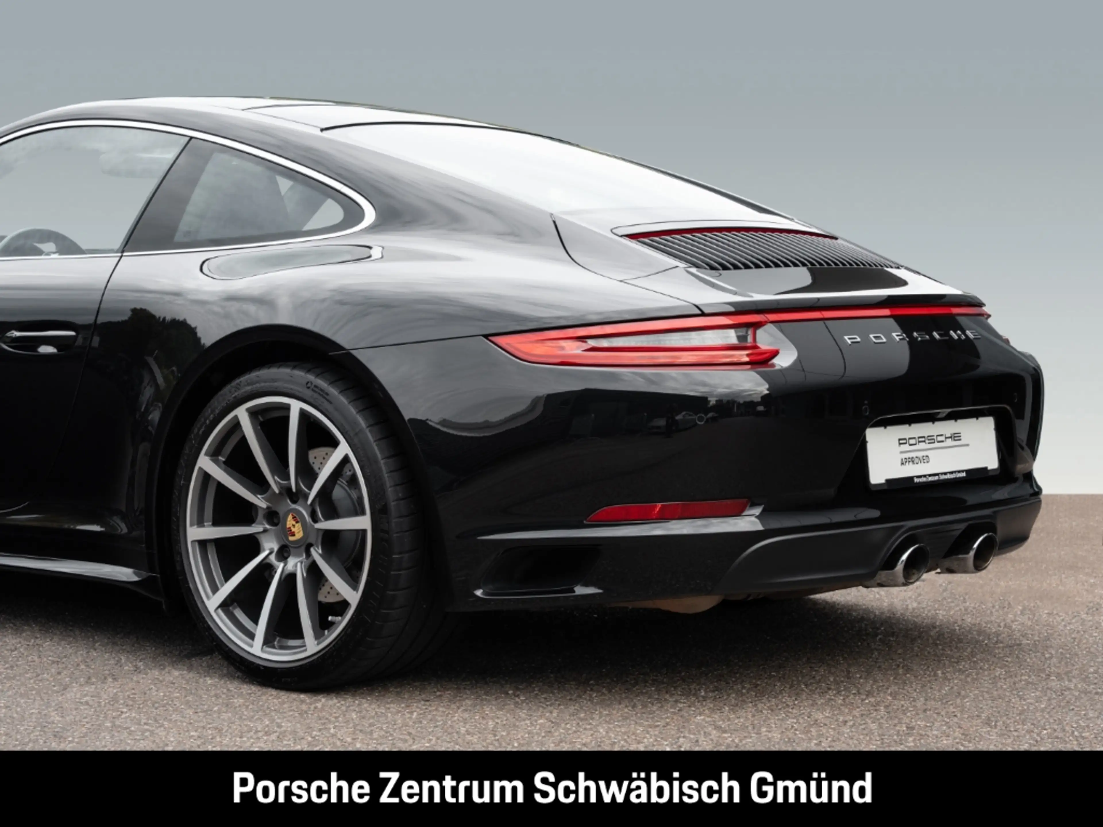 Porsche 991 -2 (911) Carrera 4 — photo 13