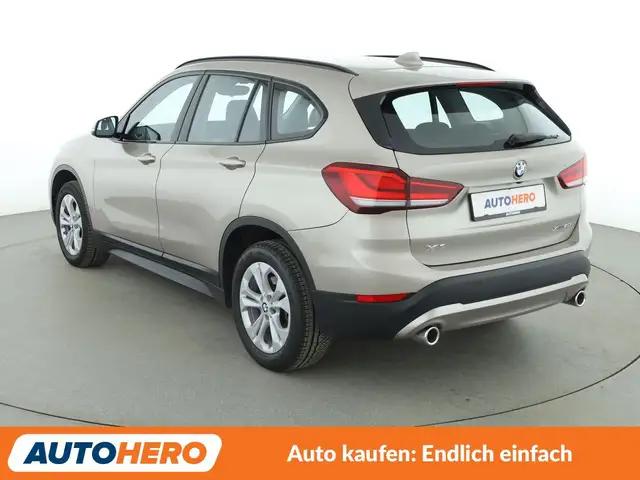BMW X1 view 4