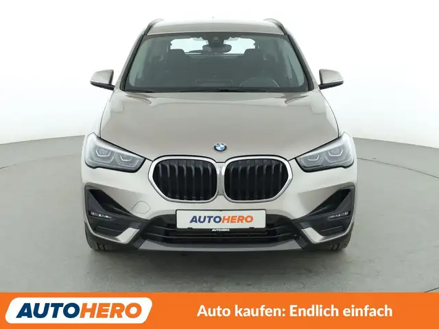BMW X1 view 9
