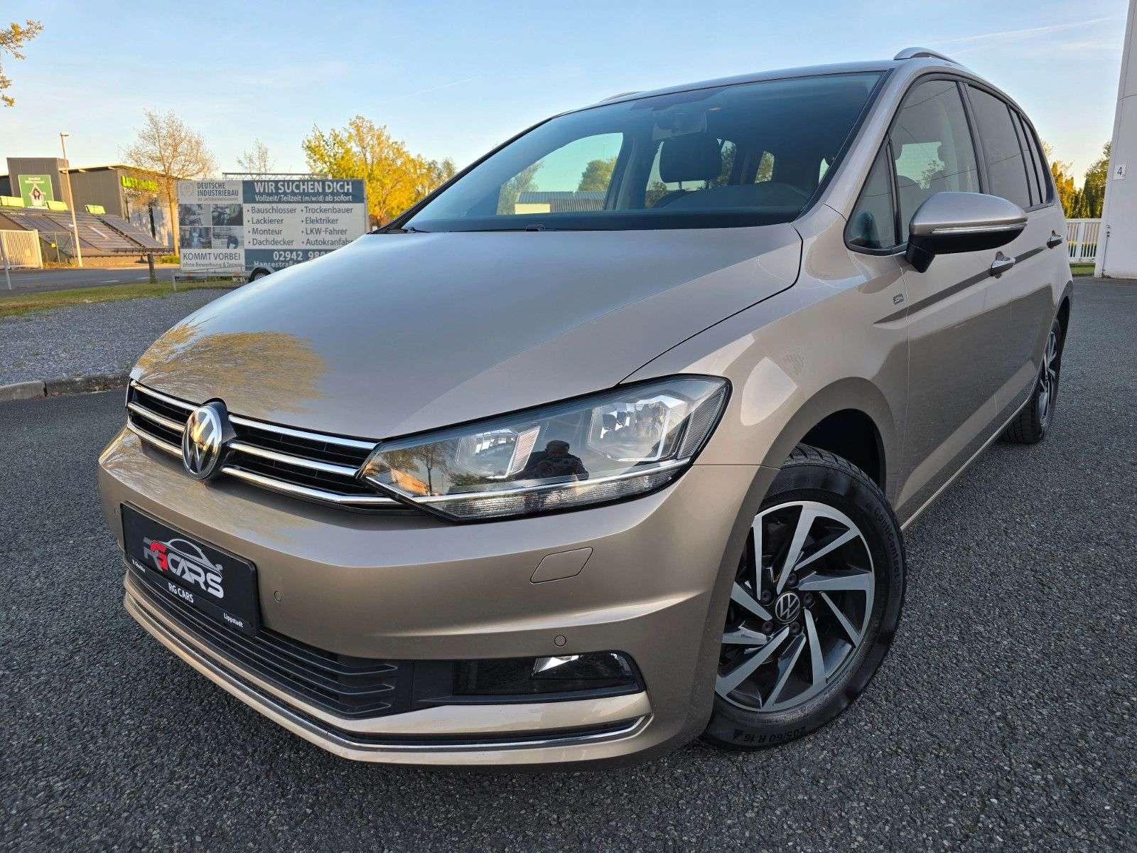 Second hand Volkswagen Touran 1.6