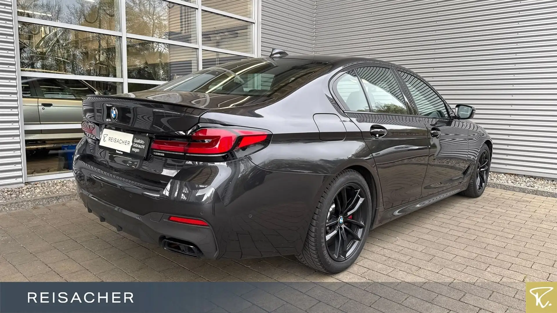 BMW 550 iA xDrive Navi HUD 360° Laser StdHzg 20"LM Серый - 2
