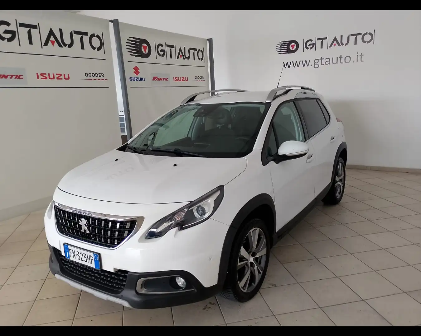 Peugeot 2008 1.6 BlueHDi Allure Weiß - 1