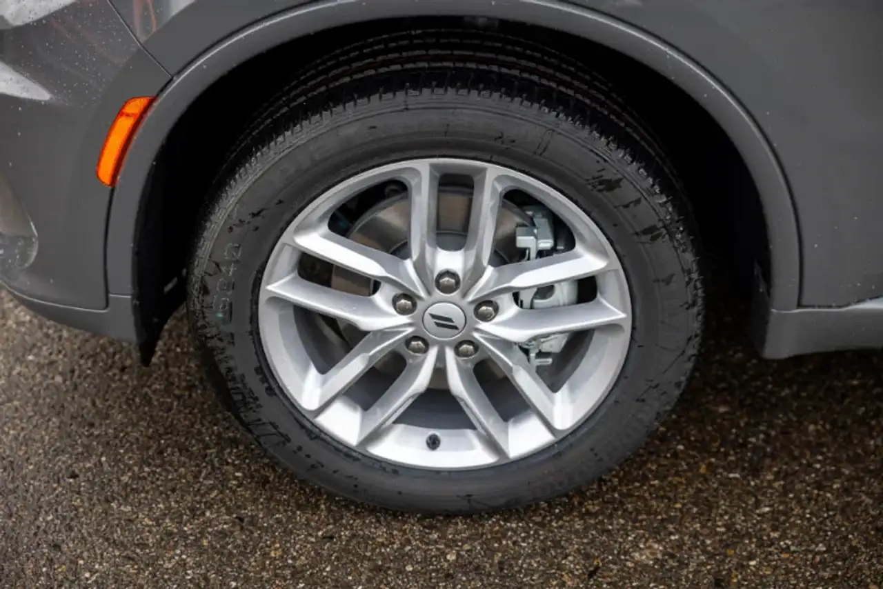 Dodge Durango снимка Dodge Durango