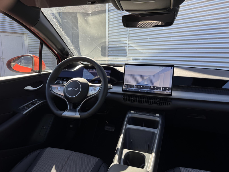 BYD Dolphin G 1.5L DM-i Comfort | Panoramadak | 360 Camera | Ada — photo 8