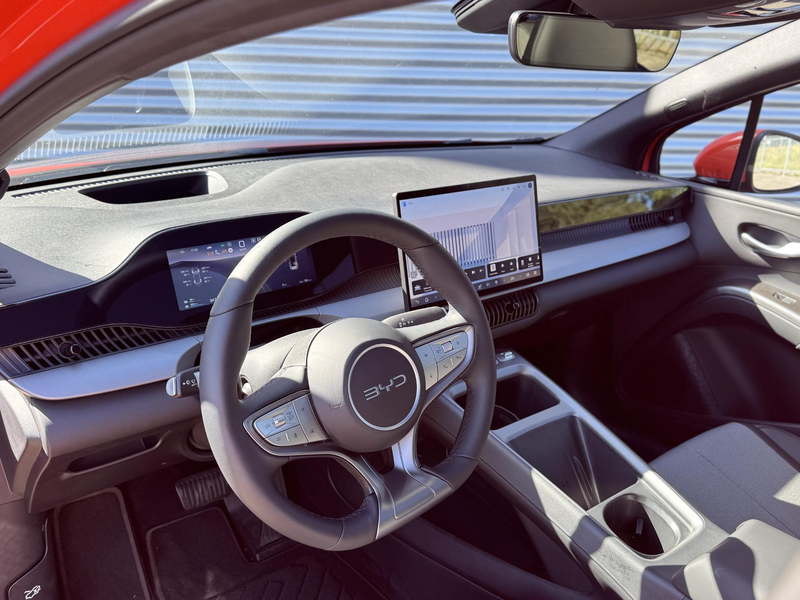 BYD Dolphin G 1.5L DM-i Comfort | Panoramadak | 360 Camera | Ada — photo 6